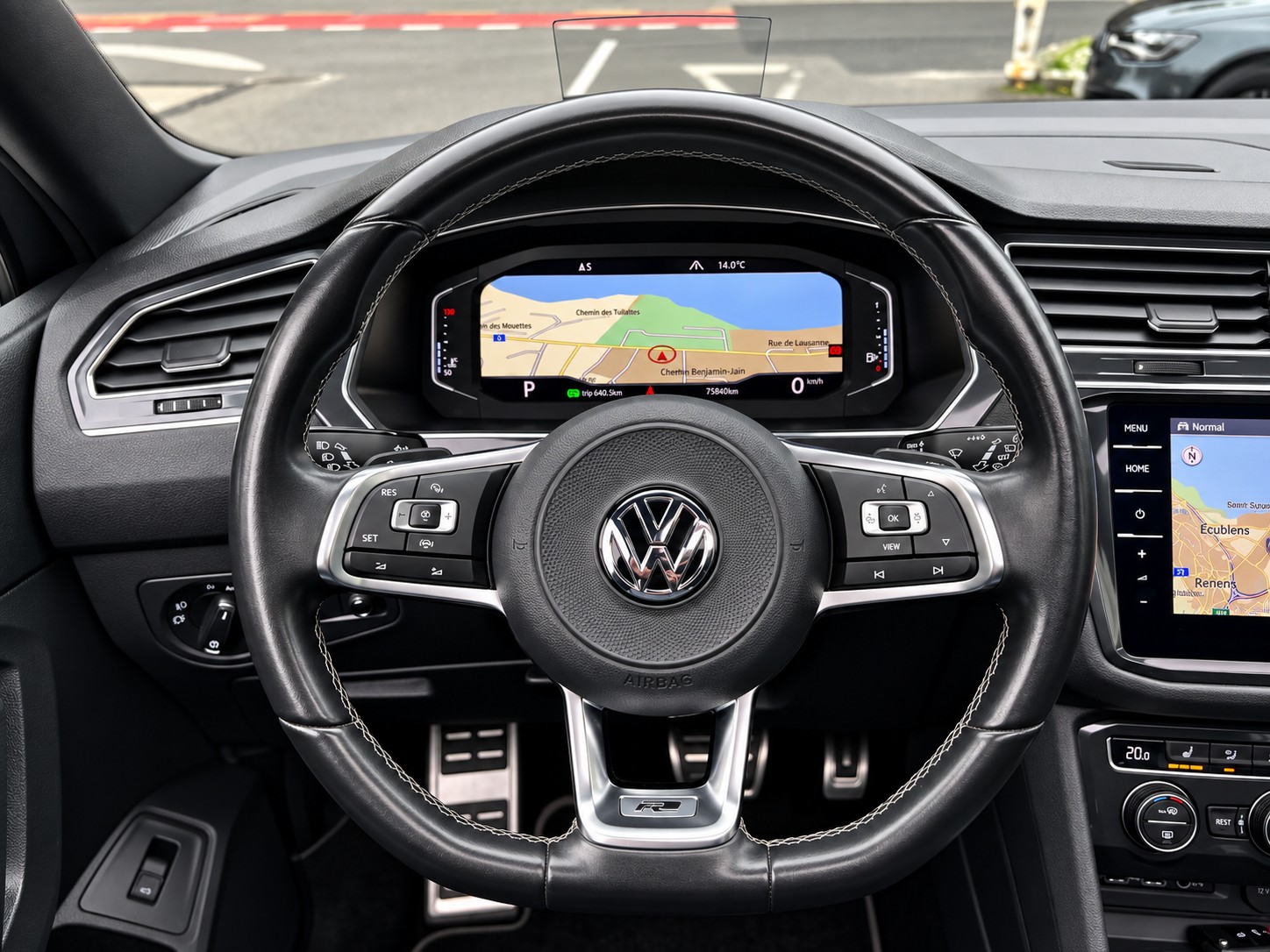 VW Tiguan Allspace 2.0TSI Highline 4Motion DSG R-Line-image-20