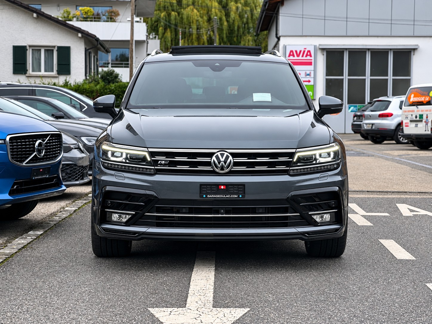 VW Tiguan Allspace 2.0TSI Highline 4Motion DSG R-Line-showroom-element-1