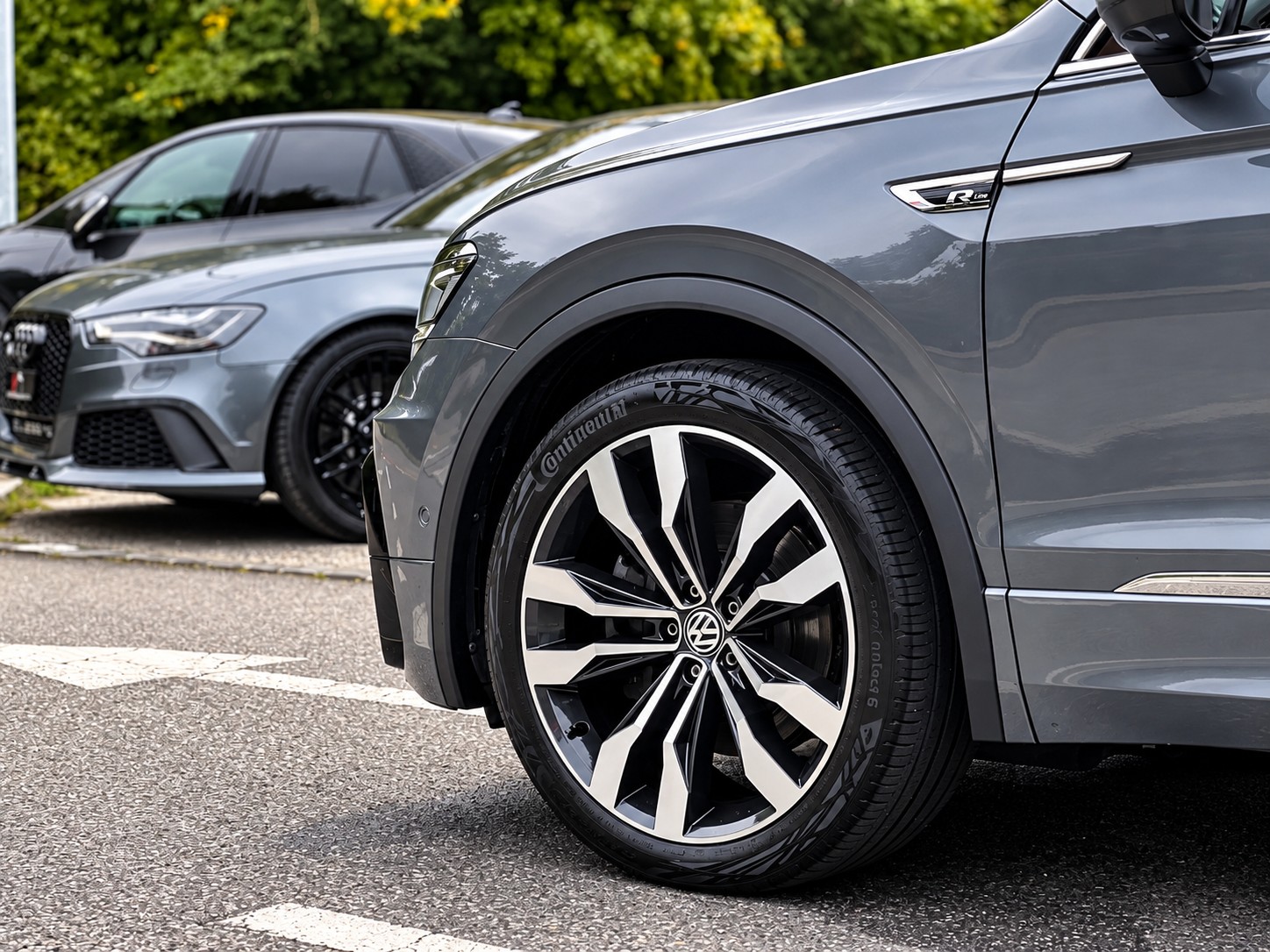 VW Tiguan Allspace 2.0TSI Highline 4Motion DSG R-Line-showroom-element-3