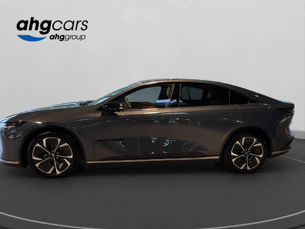 MAZDA 6e Takumi Plus Long Range-showroom-element-1
