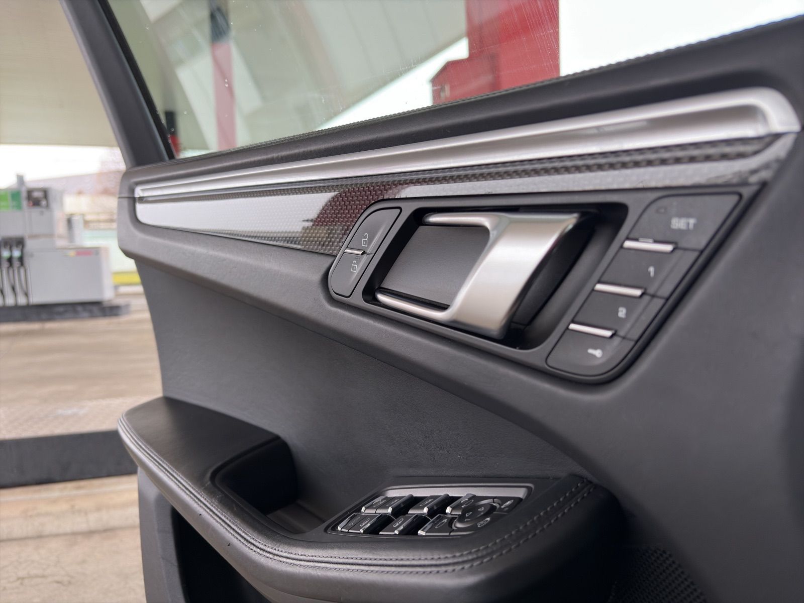PORSCHE Macan Turbo PDK-image-19