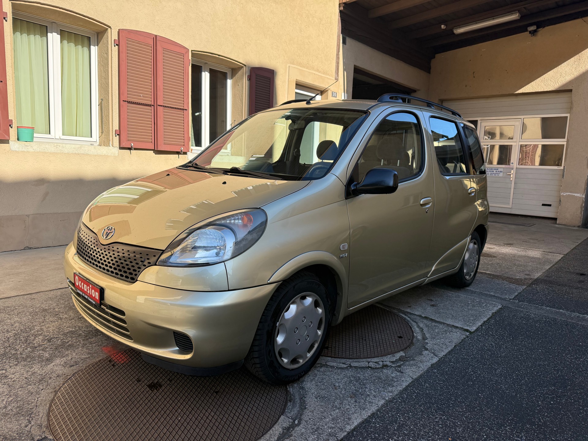 TOYOTA Yaris Verso 1.3 Linea Sol