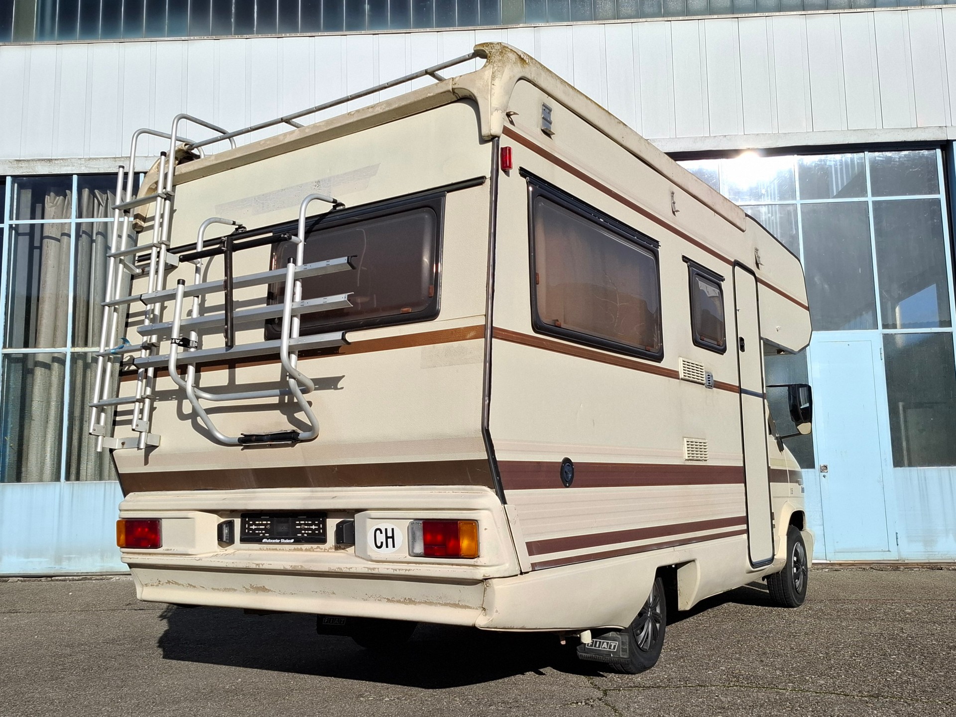 DETHLEFFS Globetrotter-image-2