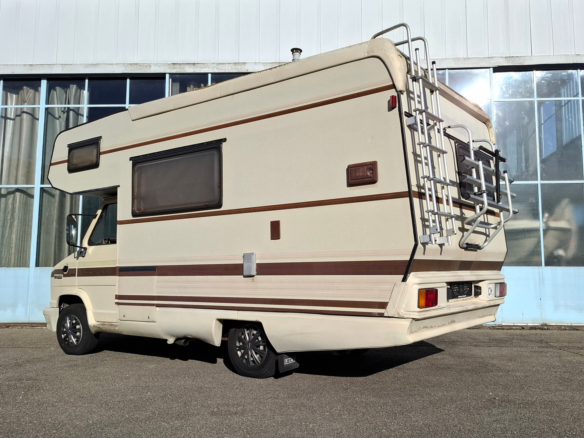 DETHLEFFS Globetrotter-image-3