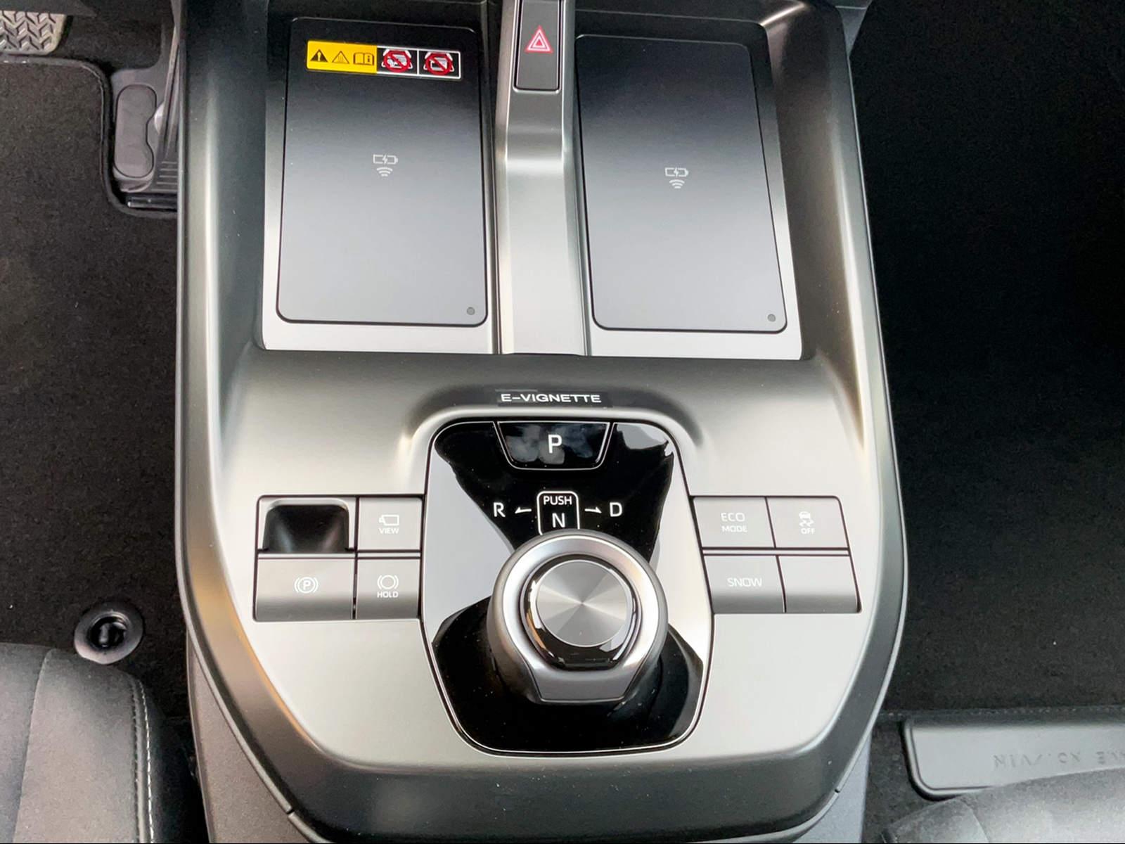 TOYOTA C-HR+ Premium AWD-image-2