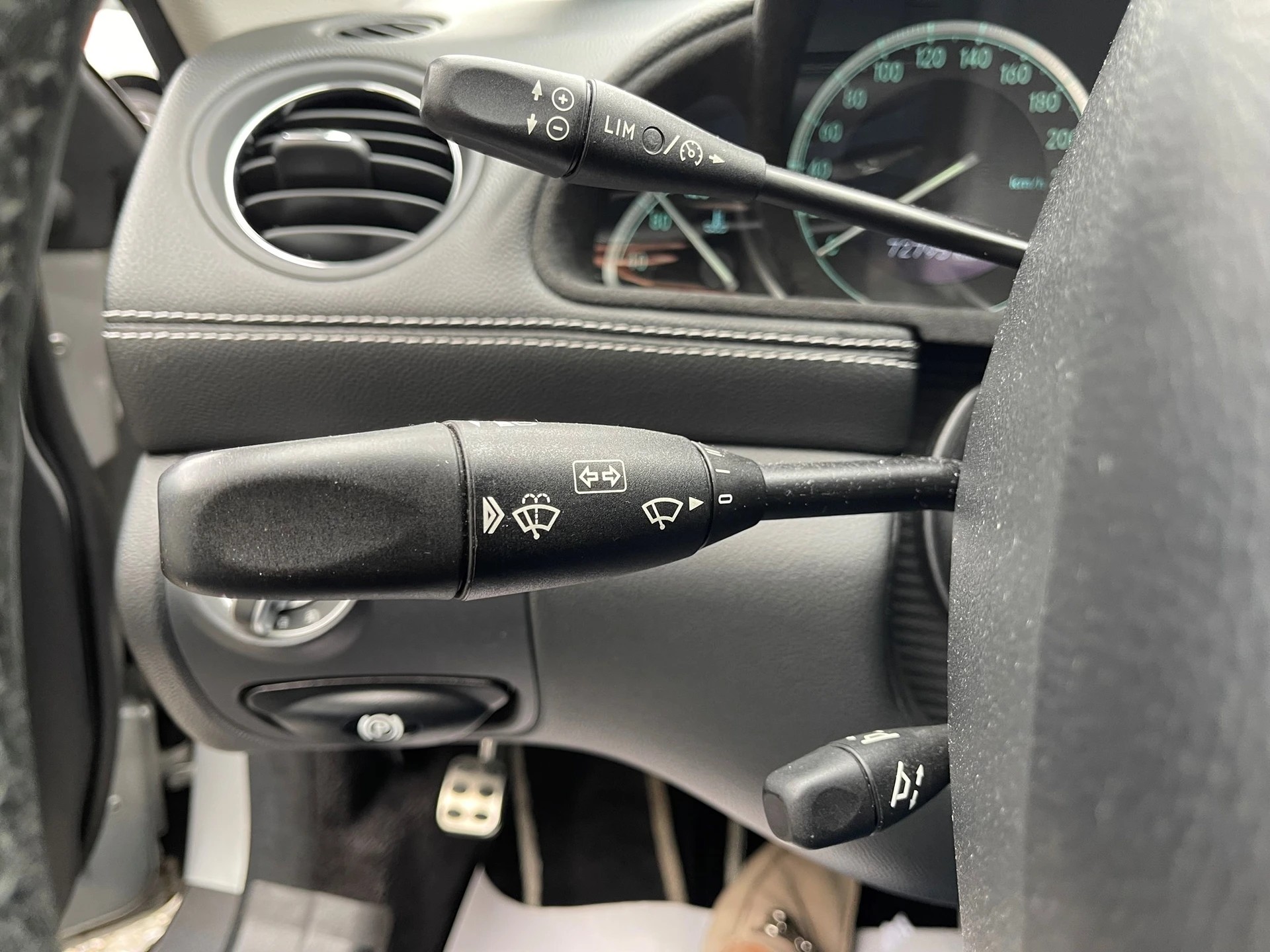 MERCEDES-BENZ SL 500 7G-Tronic limited edition 50° anniversary-image-9