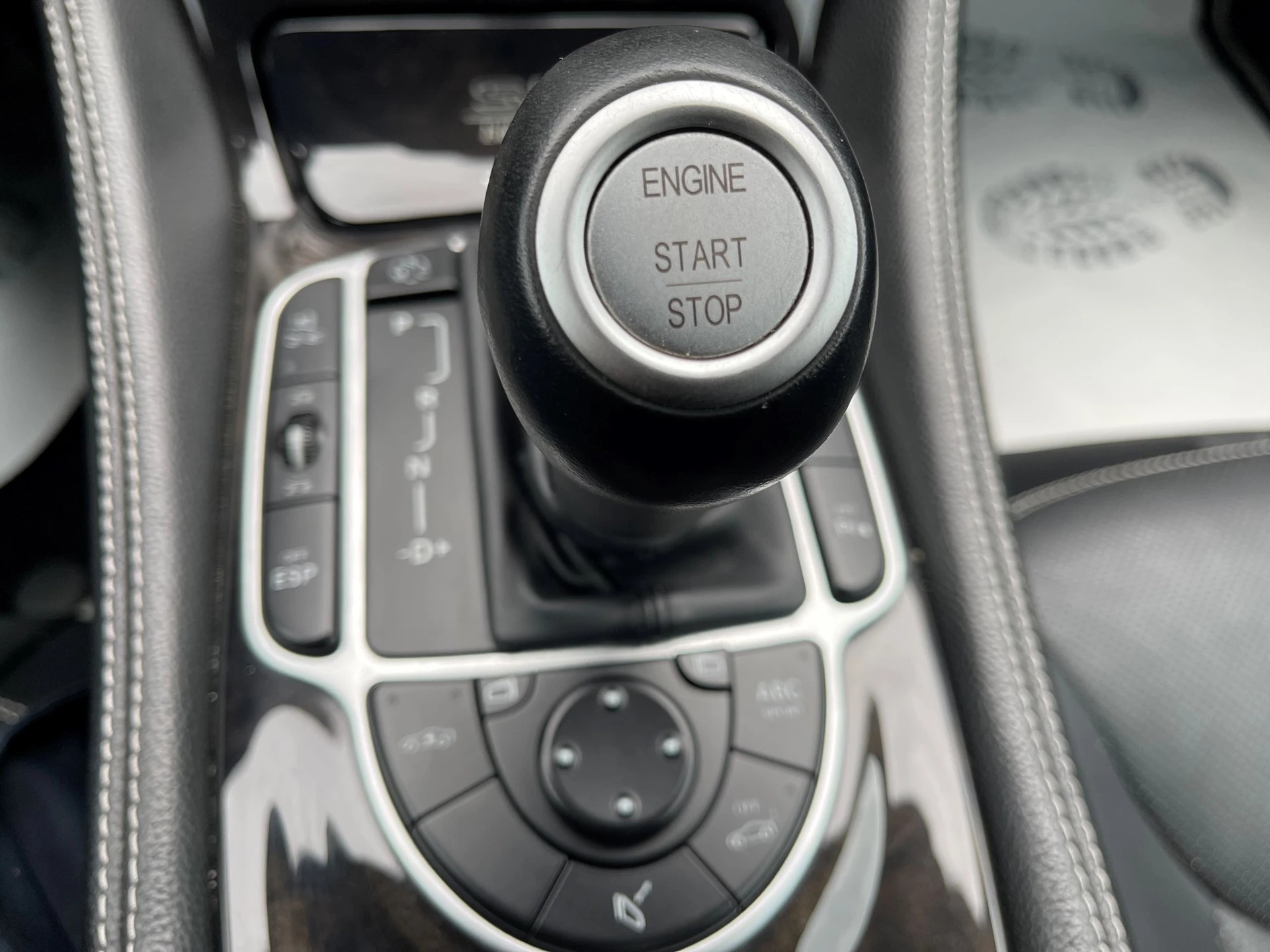 MERCEDES-BENZ SL 500 7G-Tronic limited edition 50° anniversary-image-14