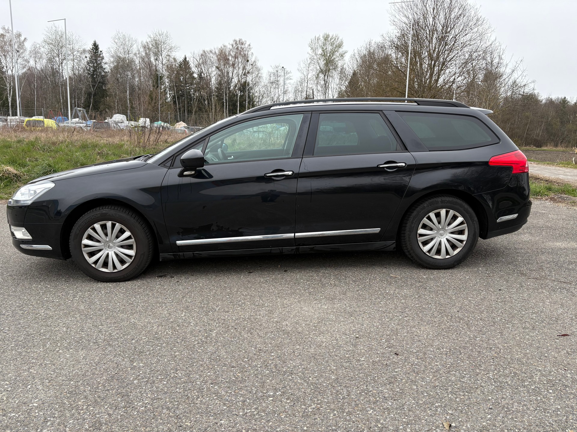 CITROEN C5 Tourer 2.0 HDi Dynamique-image-3