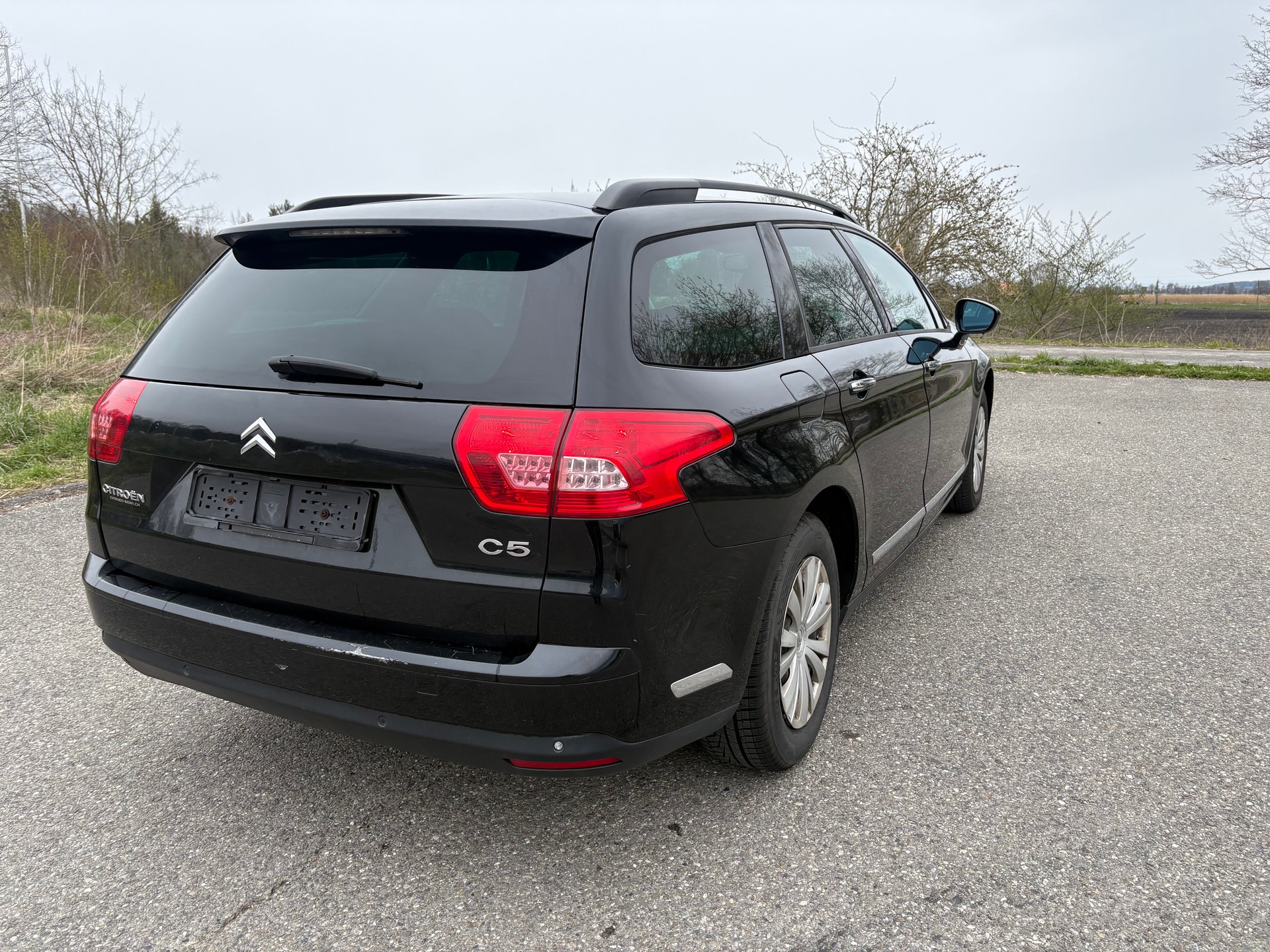 CITROEN C5 Tourer 2.0 HDi Dynamique-image-5