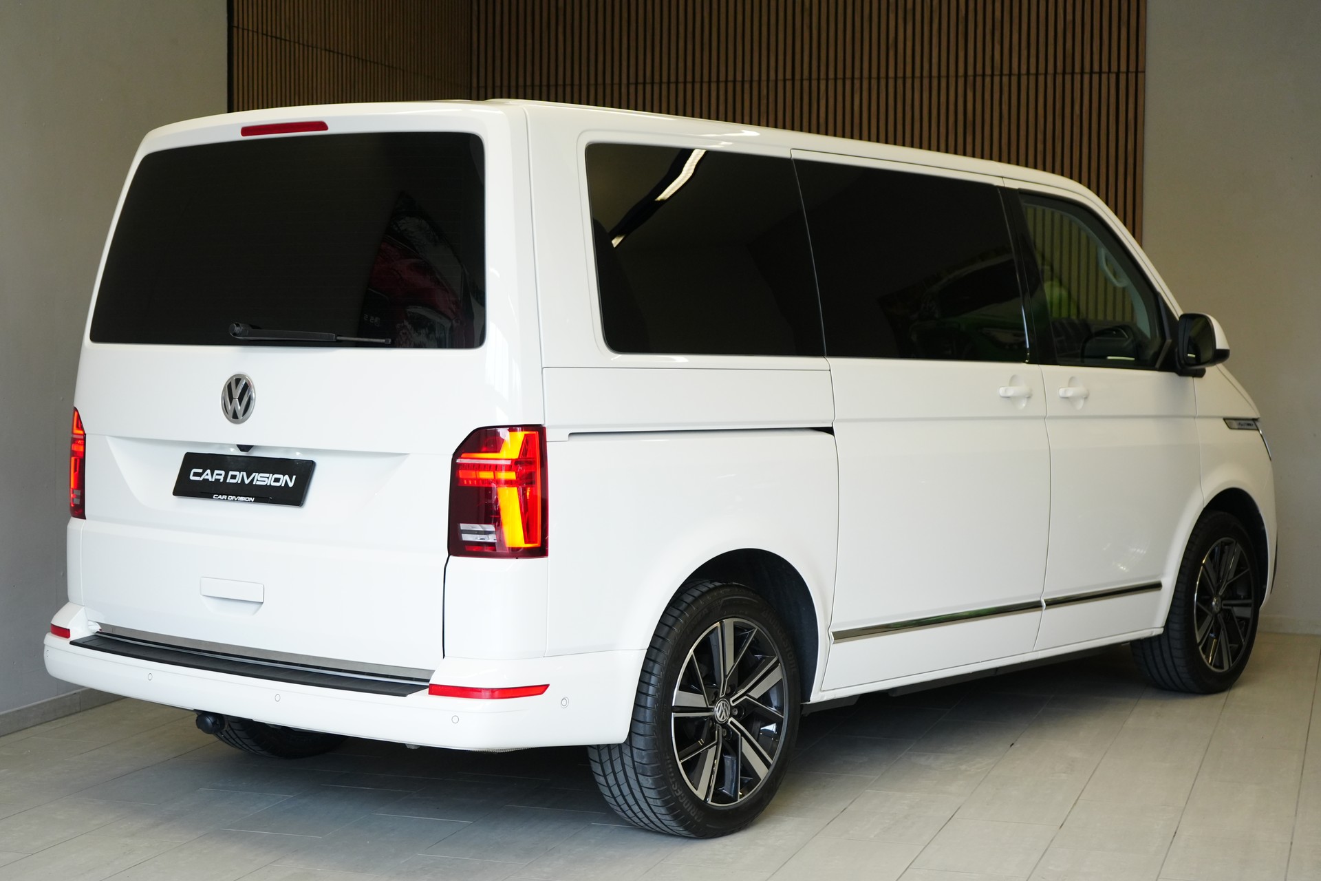 VW T6.1 Multivan 2.0 Bi-TDI Generation Six 4Motion DSG-image-7