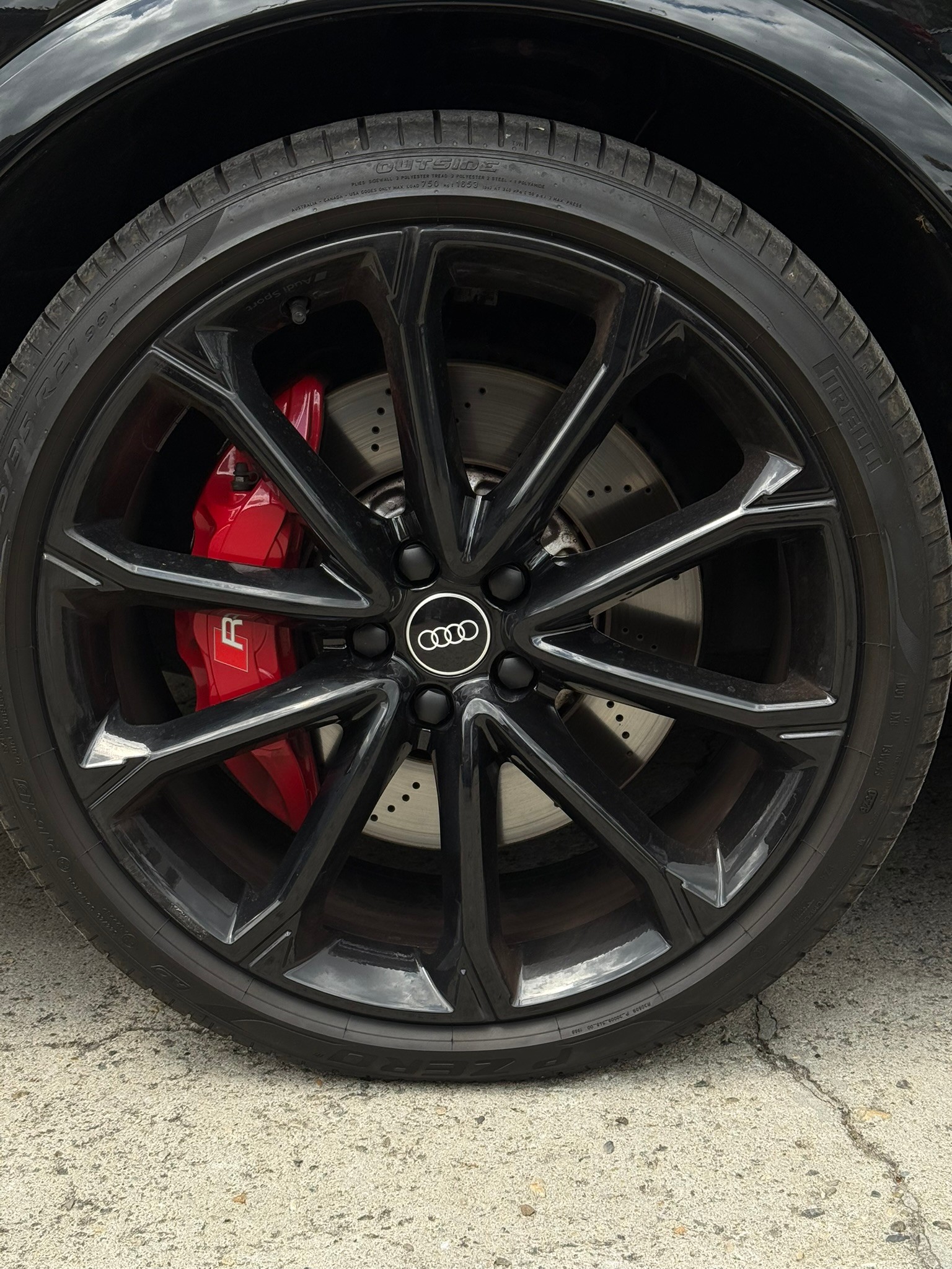 AUDI RS Q3 Sportback quattro S tronic-image-16