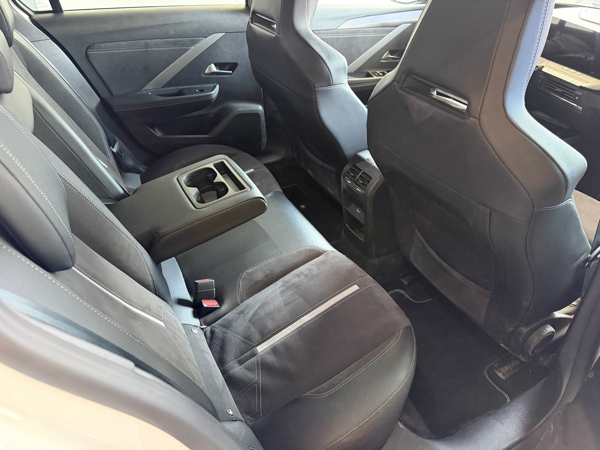 OPEL Astra Sports Tourer 1.6 T PHEV 225 GSe-image-14