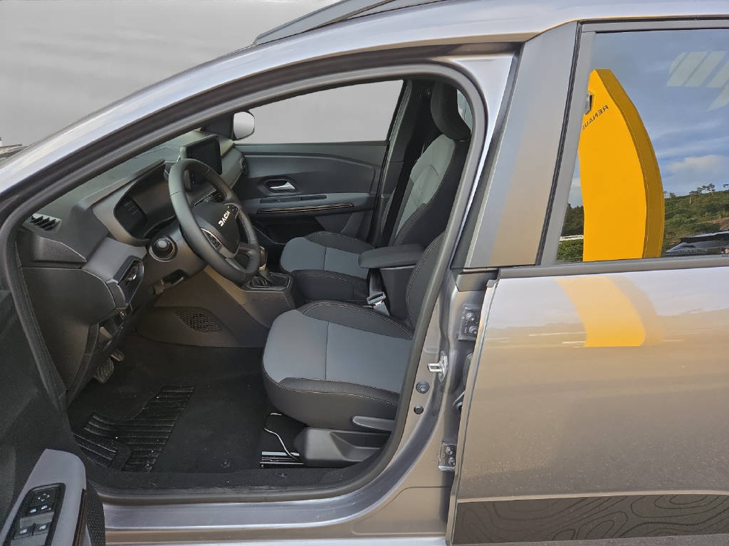 DACIA Jogger 1.6 Hybrid Extreme-image-3