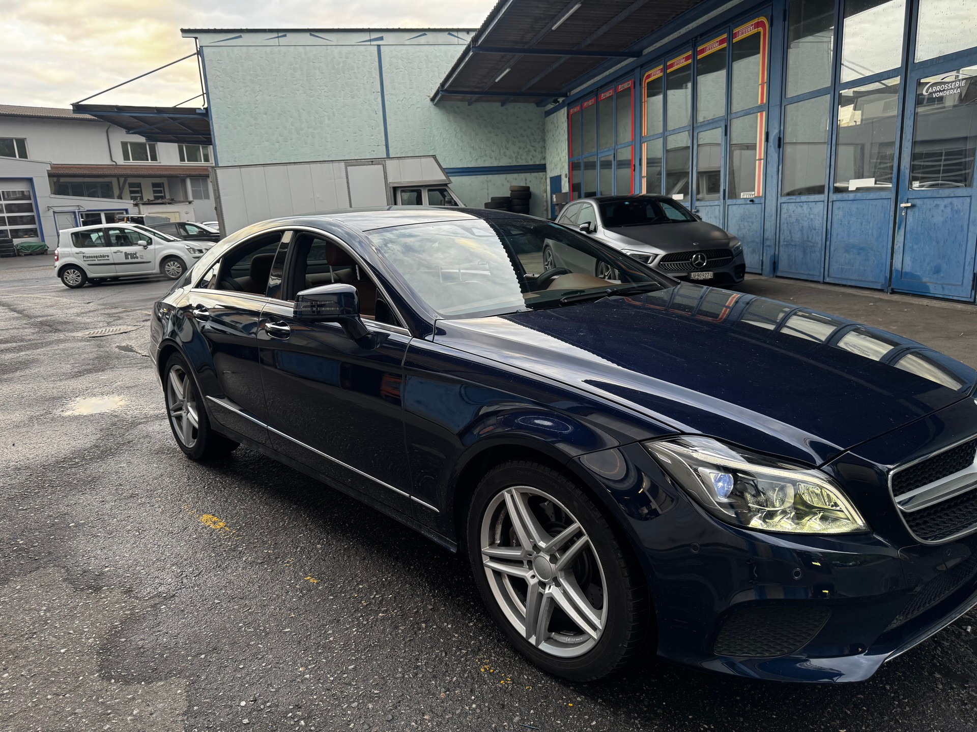 MERCEDES-BENZ CLS 400 9G-Tronic-image-12