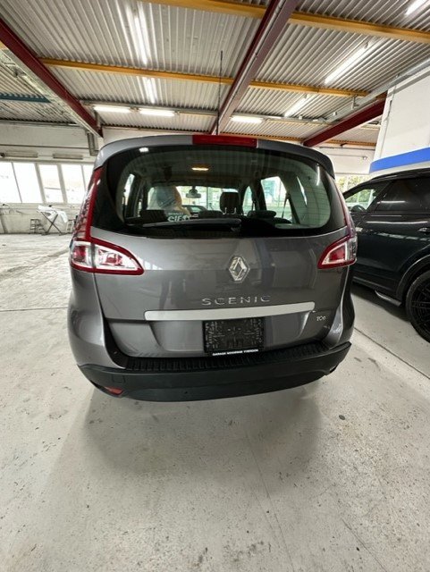 RENAULT Scénic 1.4 16V Turbo Privilège-image-4