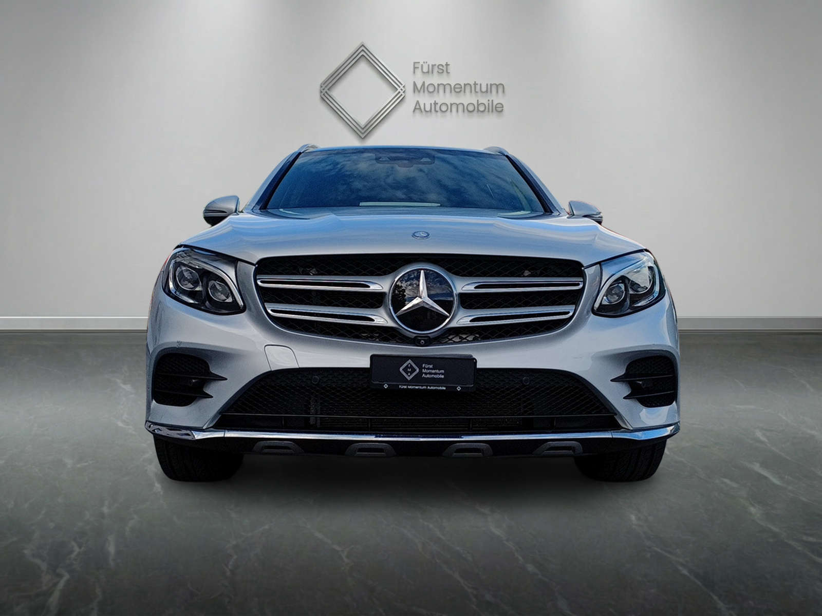 MERCEDES-BENZ GLC 250 AMG Line 4Matic 9G-Tronic-showroom-element-1