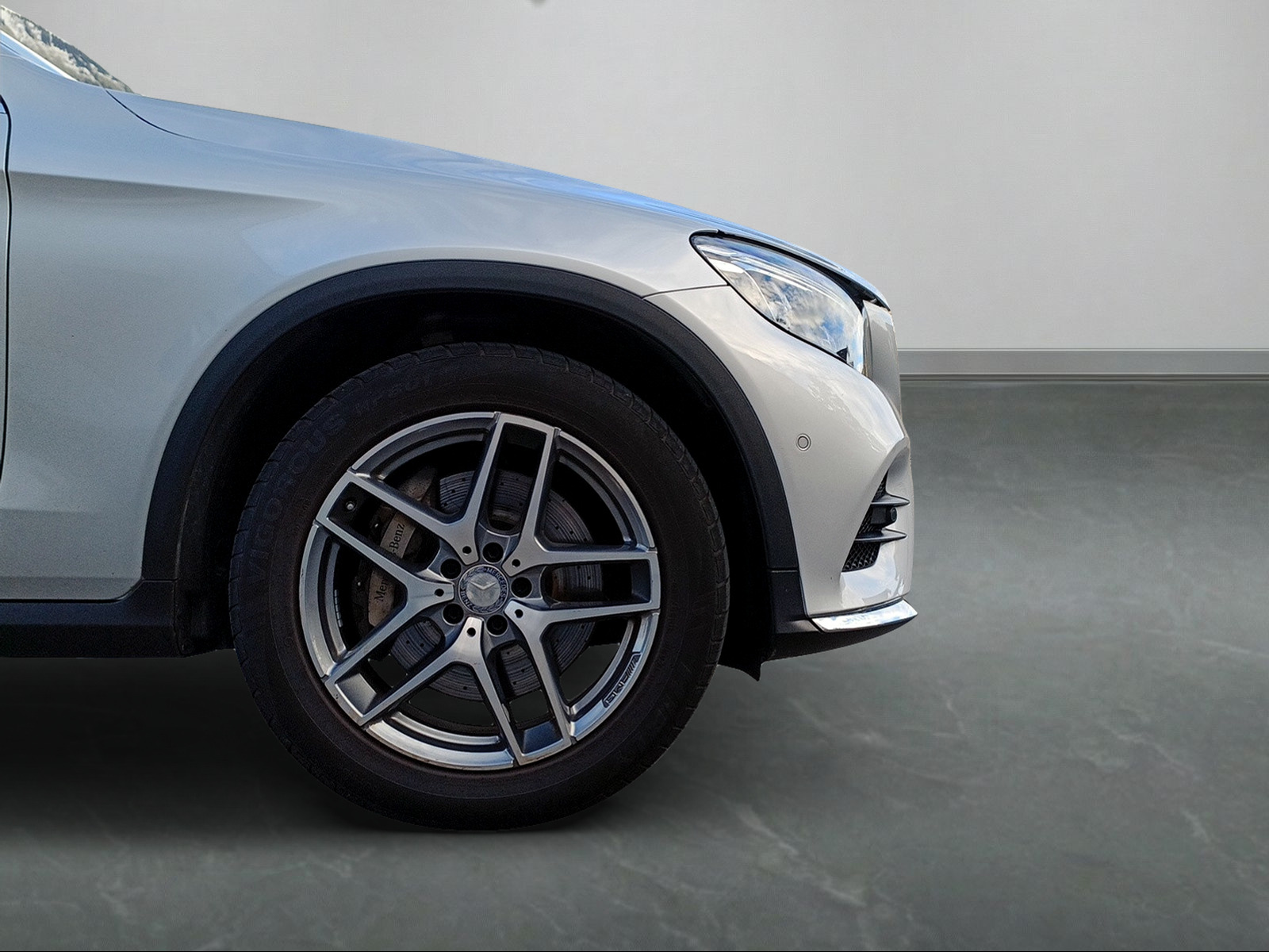 MERCEDES-BENZ GLC 250 AMG Line 4Matic 9G-Tronic-image-8