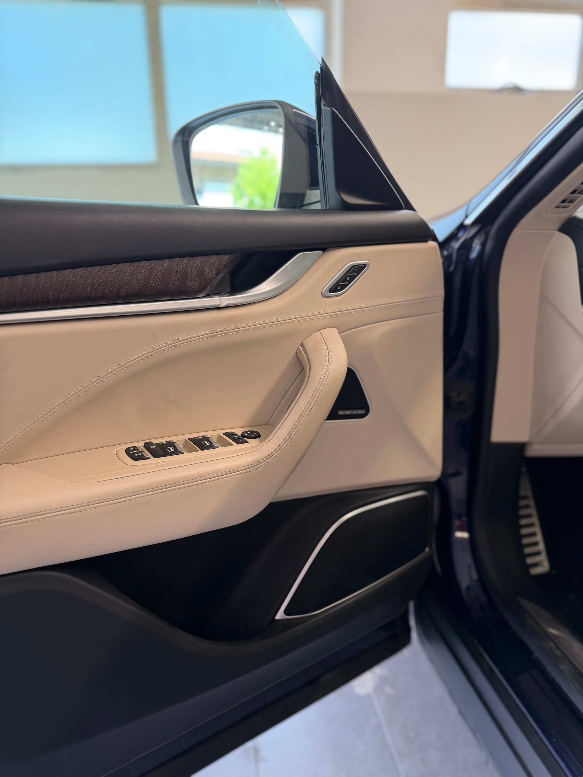 MASERATI Levante D 3.0 V6 Automatica-image-5