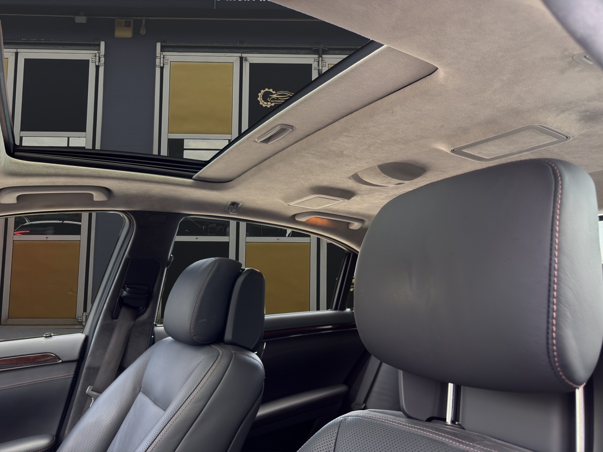 MERCEDES-BENZ S 500 V8 BlueEF 4m lang-image-9
