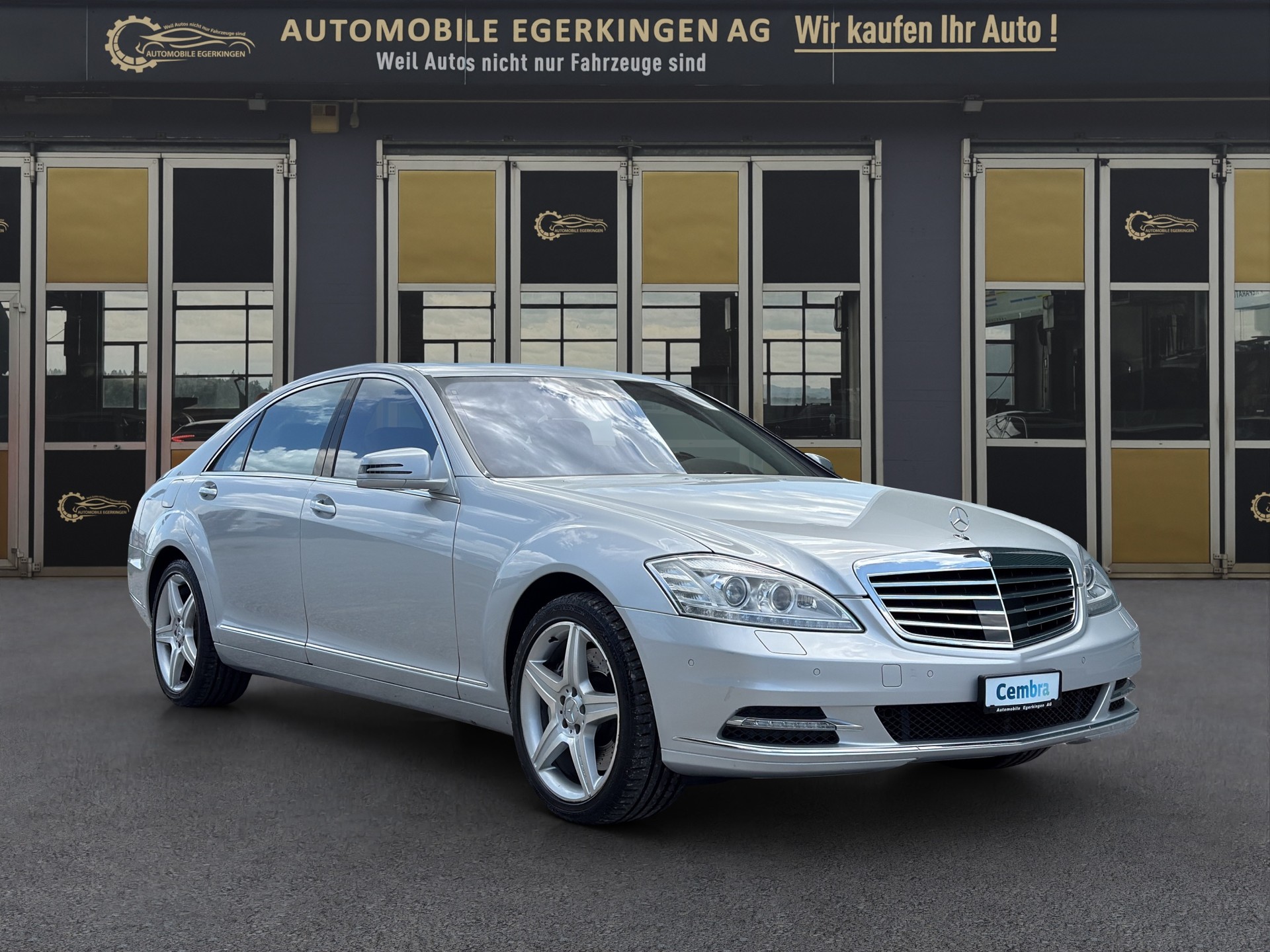 MERCEDES-BENZ S 500 V8 BlueEF 4m lang-showroom-element-2