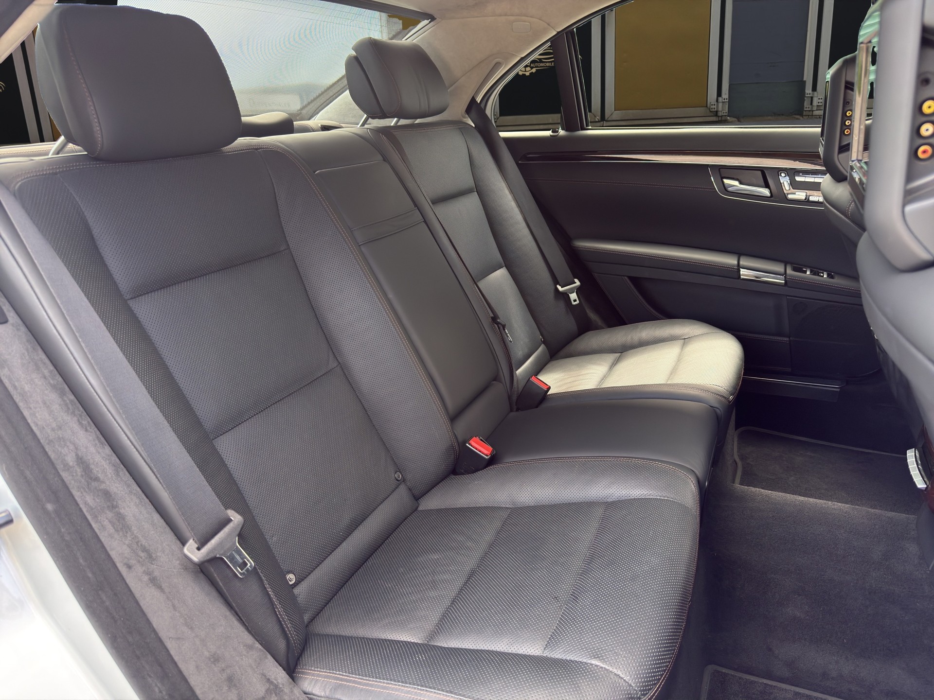 MERCEDES-BENZ S 500 V8 BlueEF 4m lang-image-14
