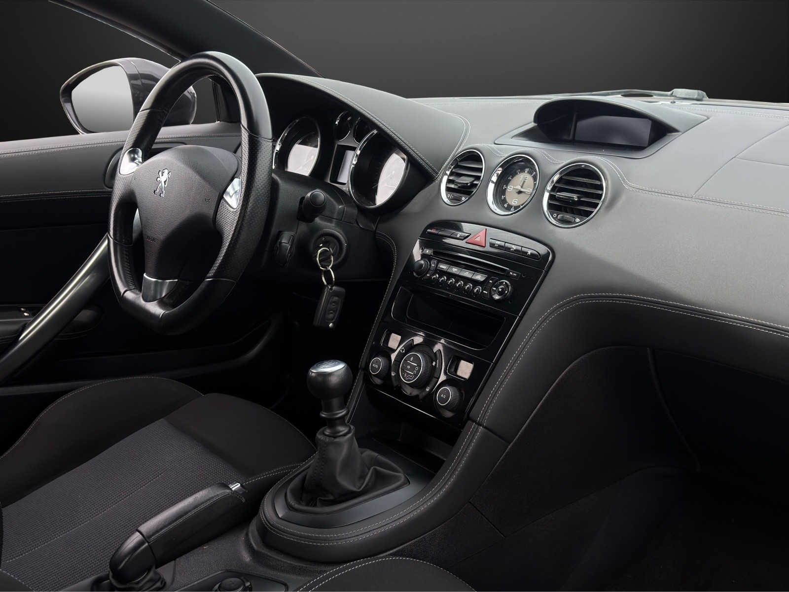 PEUGEOT RCZ 1.6 Turbo mit 156 PS-image-9