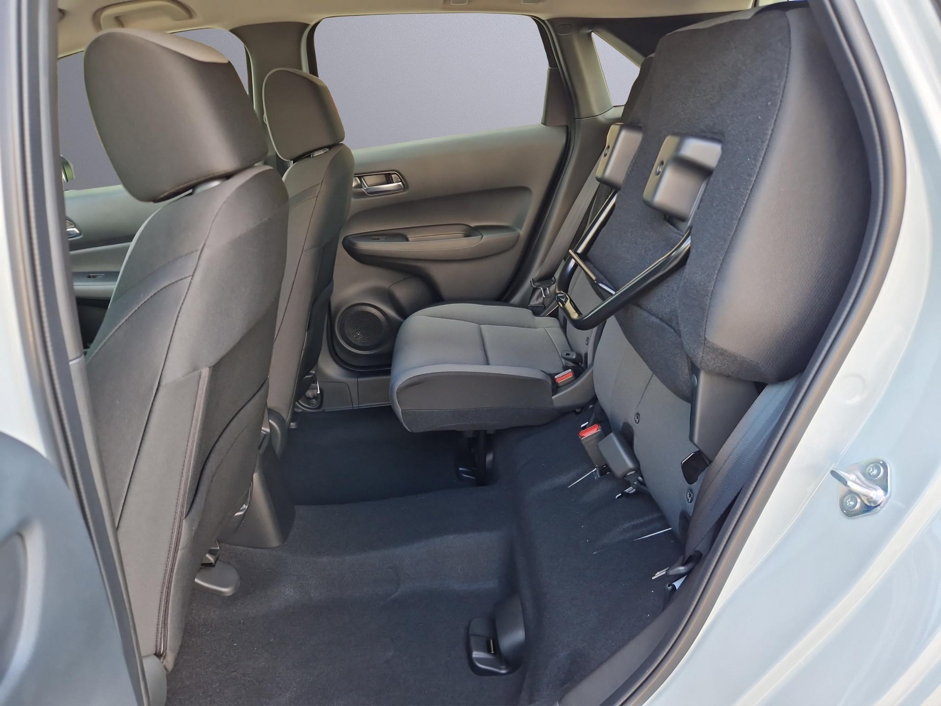 HONDA Jazz 1.5 i-MMD Elegance-image-16