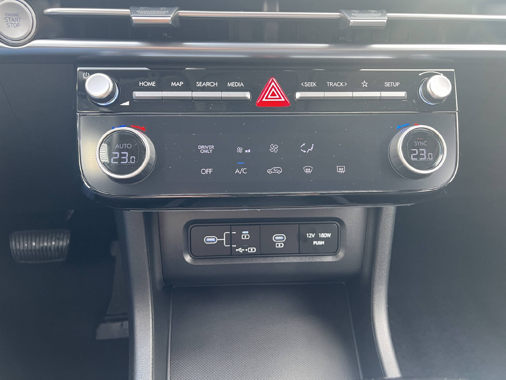 HYUNDAI Tucson 1.6 T-GDi HEV Origo 2WD-image-10
