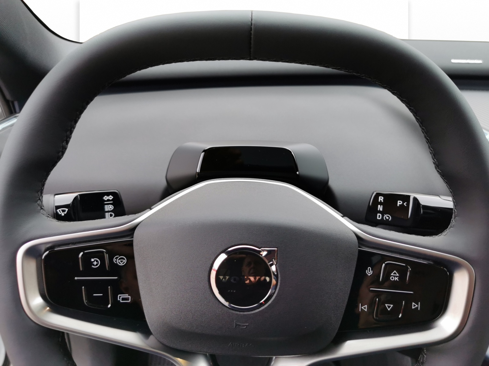 VOLVO EX30 E60 Ultra-image-16