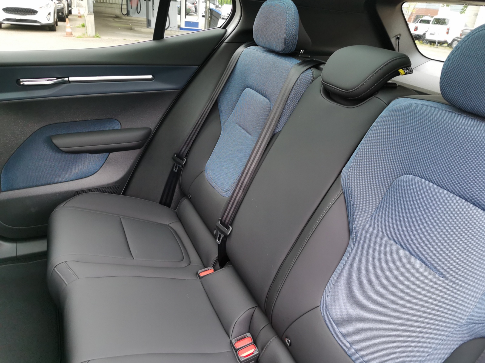VOLVO EX30 E60 Ultra-image-19