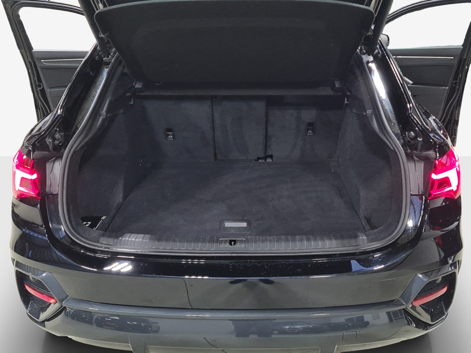 AUDI Q3 Sportback 35 TFSI S line Attraction S-tronic-image-12