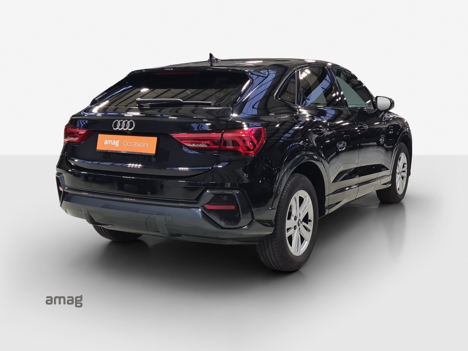 AUDI Q3 Sportback 35 TFSI S line Attraction S-tronic-image-4