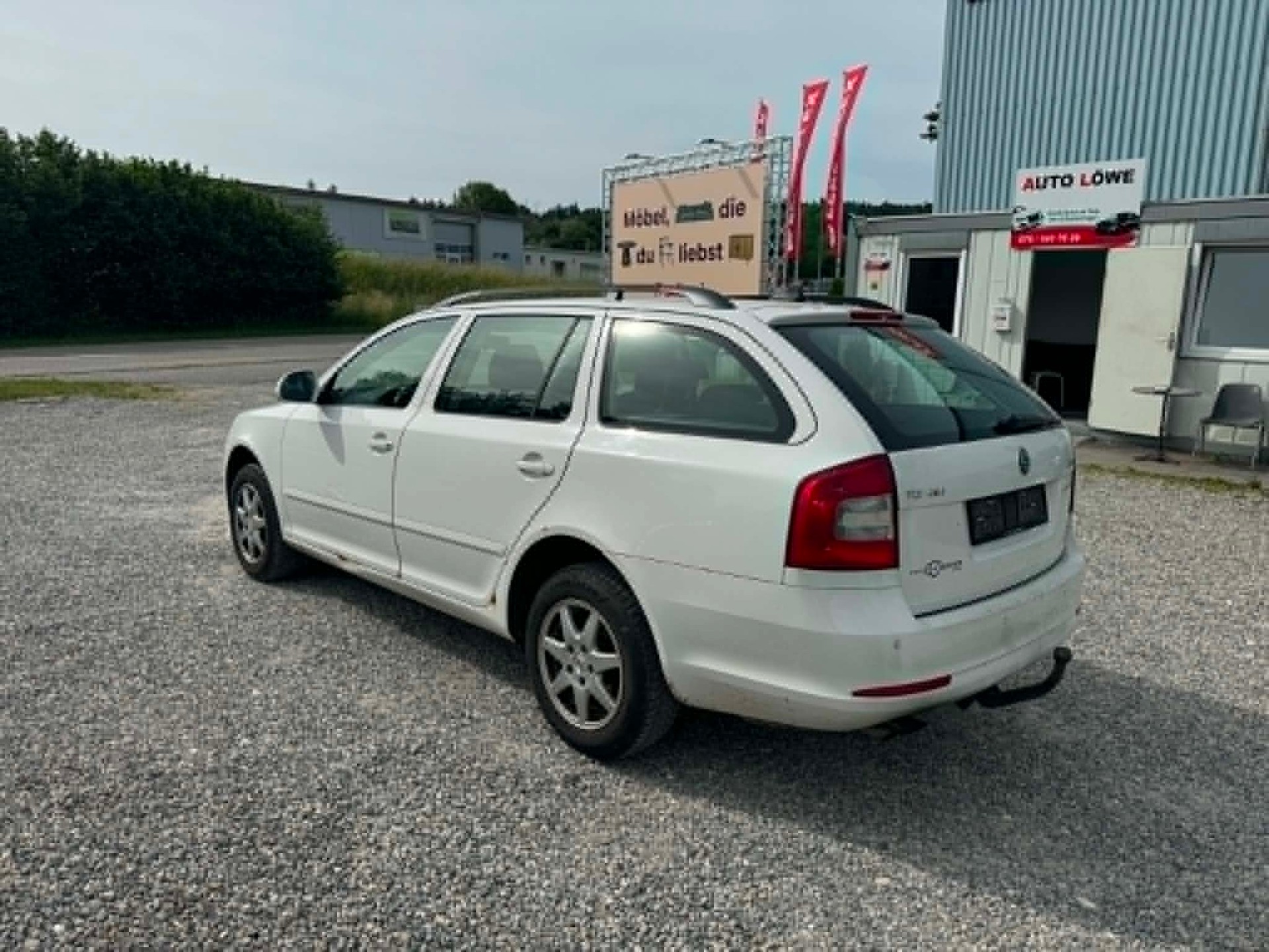SKODA Octavia Combi 1.6 TDI 4x4-image-3