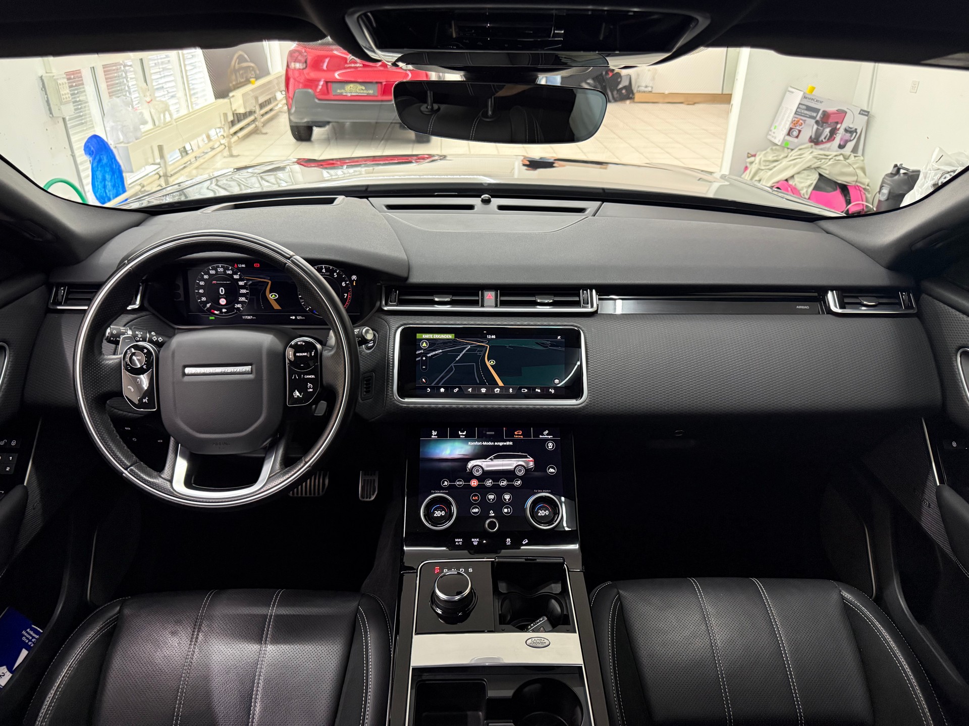 LAND ROVER Range Rover Velar R-Dynamic P 250 SE Automatic-image-13