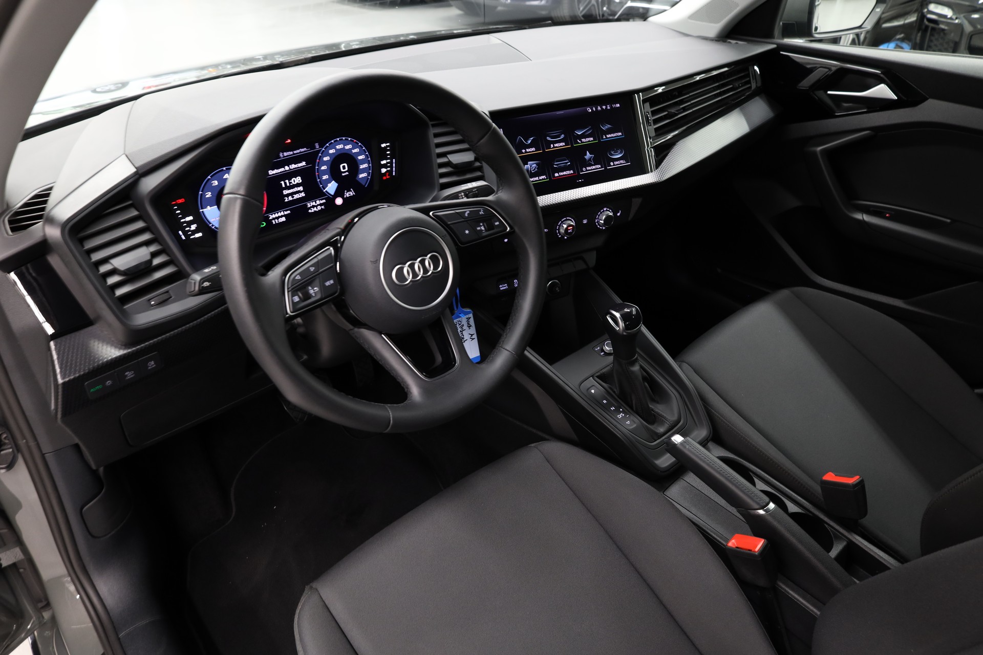 AUDI A1 Sportback 1.0 30 TFSI Allstreet Attraction S-Tronic-image-16
