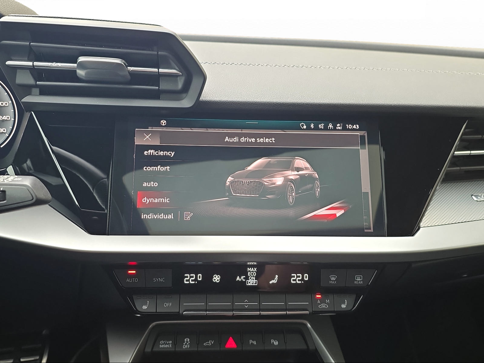 AUDI A3 Sportback 45 TFSI e S line S-tronic-image-8