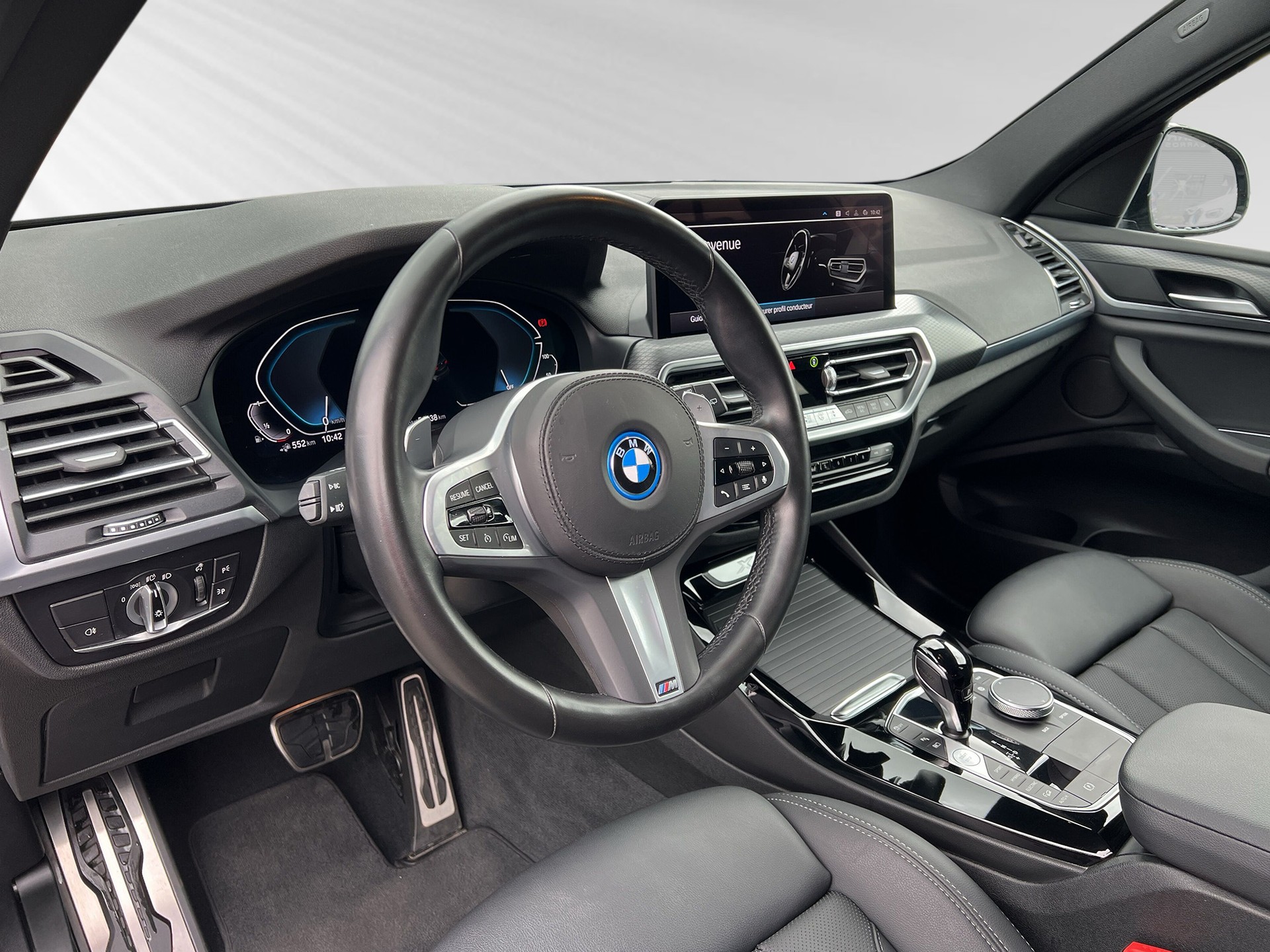 BMW X3 xDrive 30e M Sport-showroom-element-3