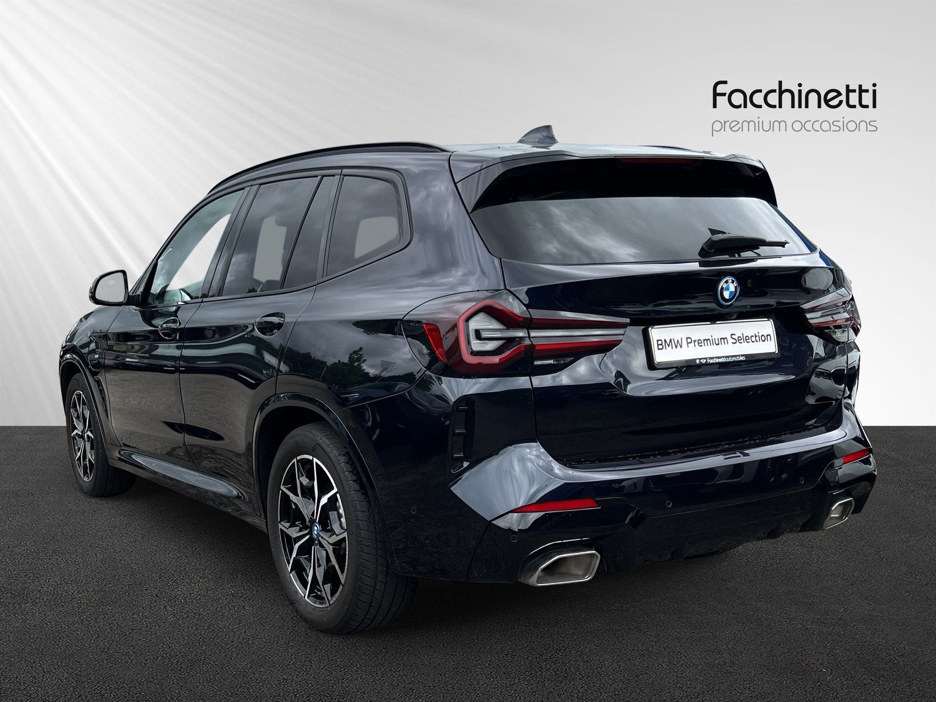 BMW X3 xDrive 30e M Sport-showroom-element-2
