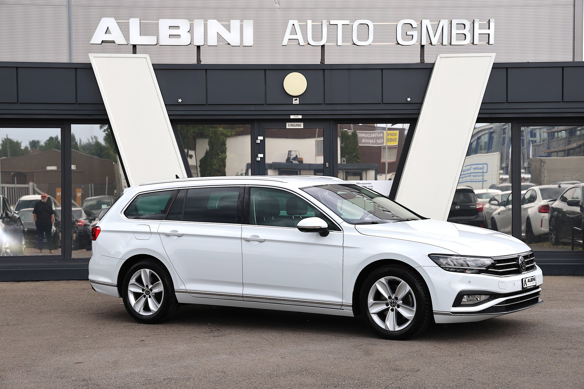 VW Passat 2.0 TDI BMT Elegance 4Motion DSG-showroom-element-2
