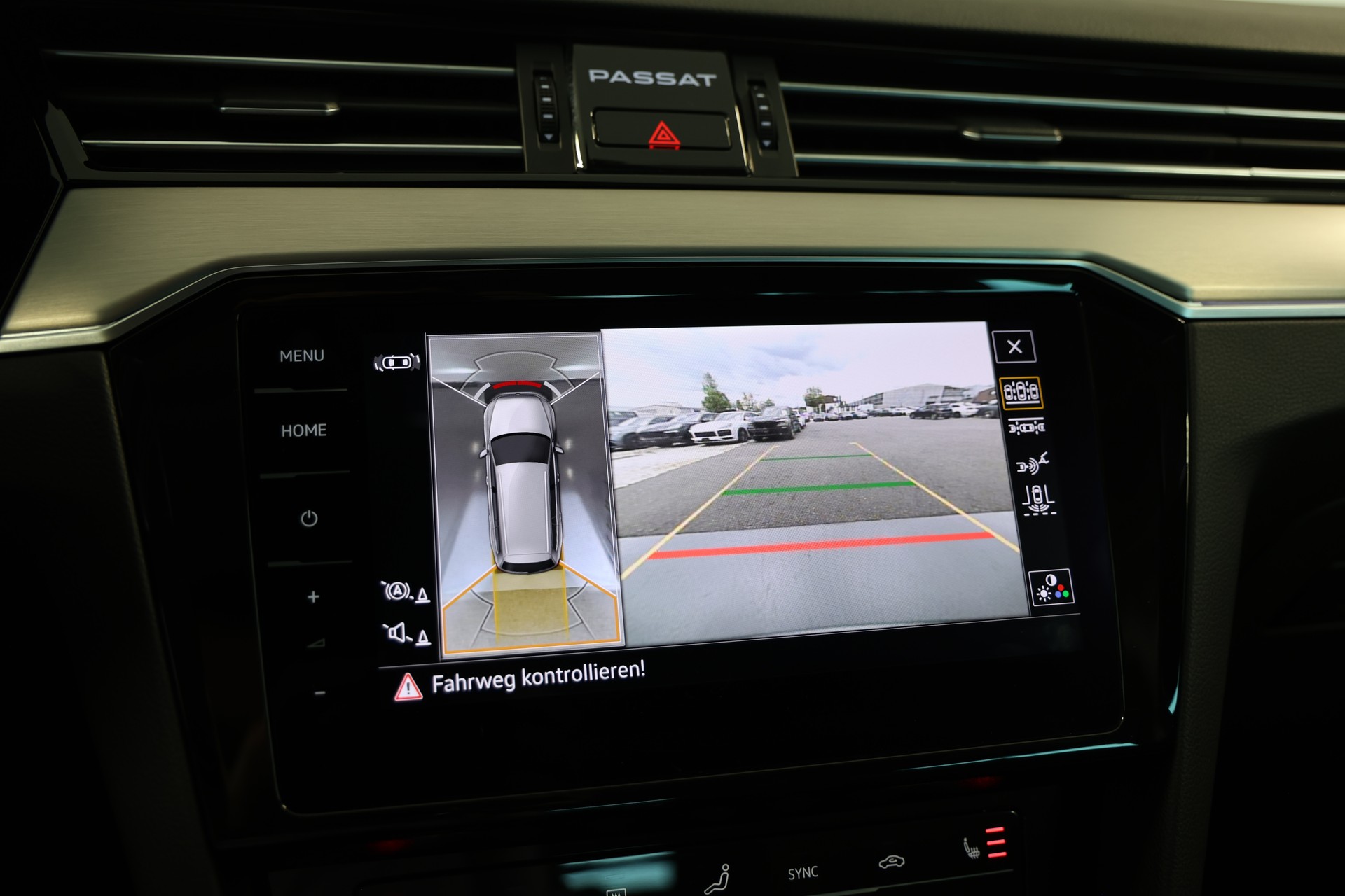 VW Passat 2.0 TDI BMT Elegance 4Motion DSG-image-17