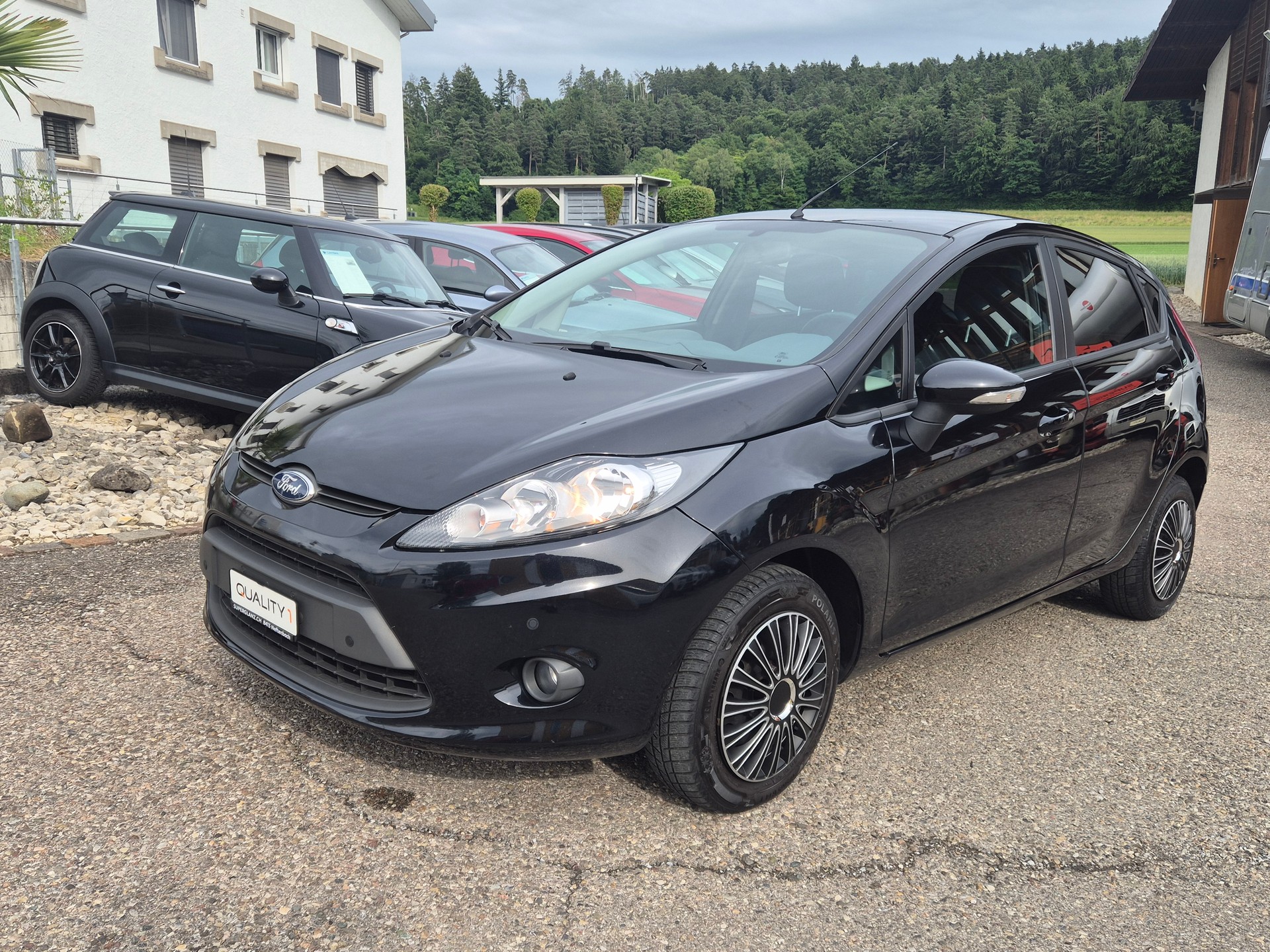 FORD Fiesta 1.4 16V Colourline Automatic