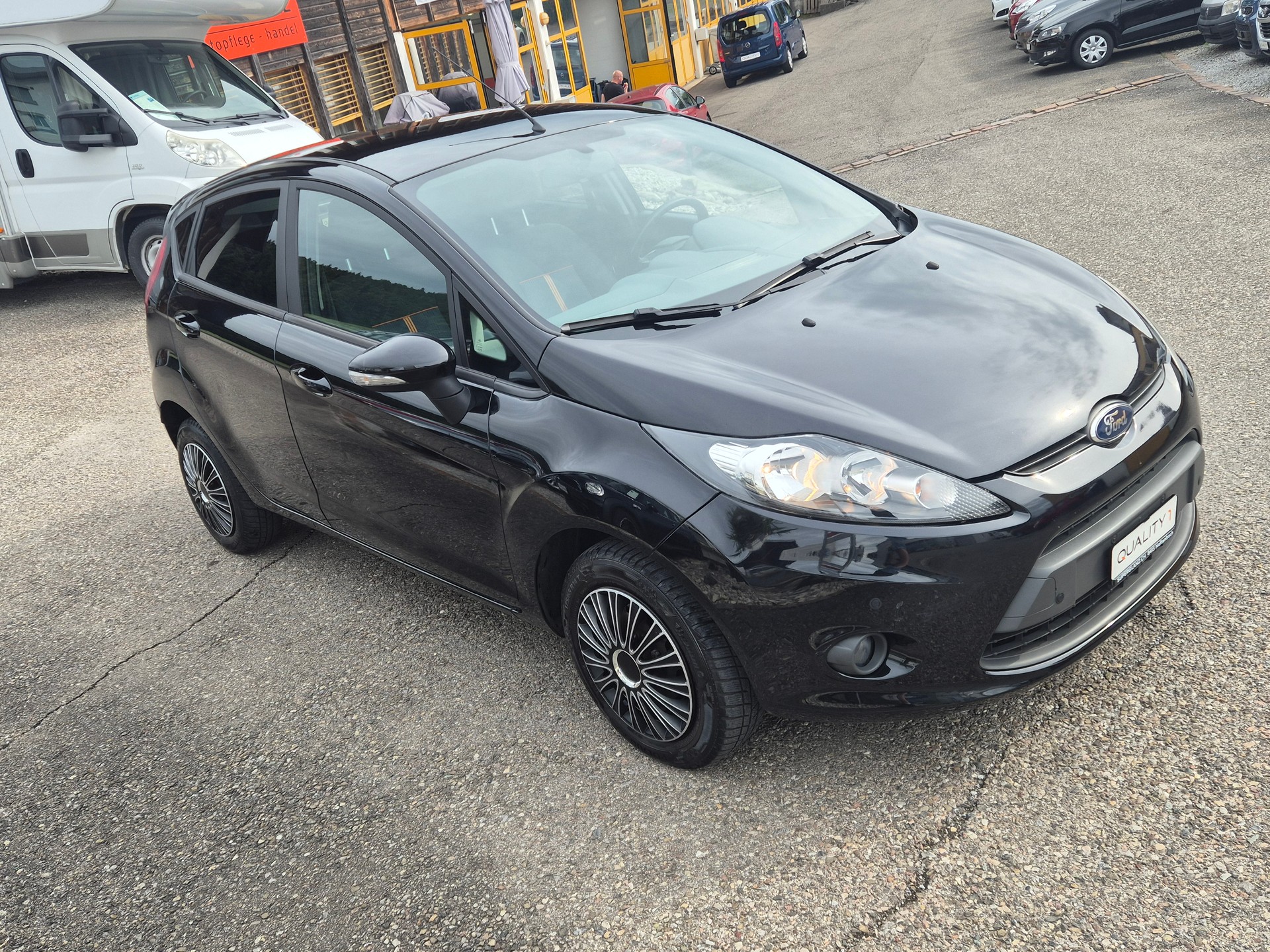 FORD Fiesta 1.4 16V Colourline Automatic-image-10