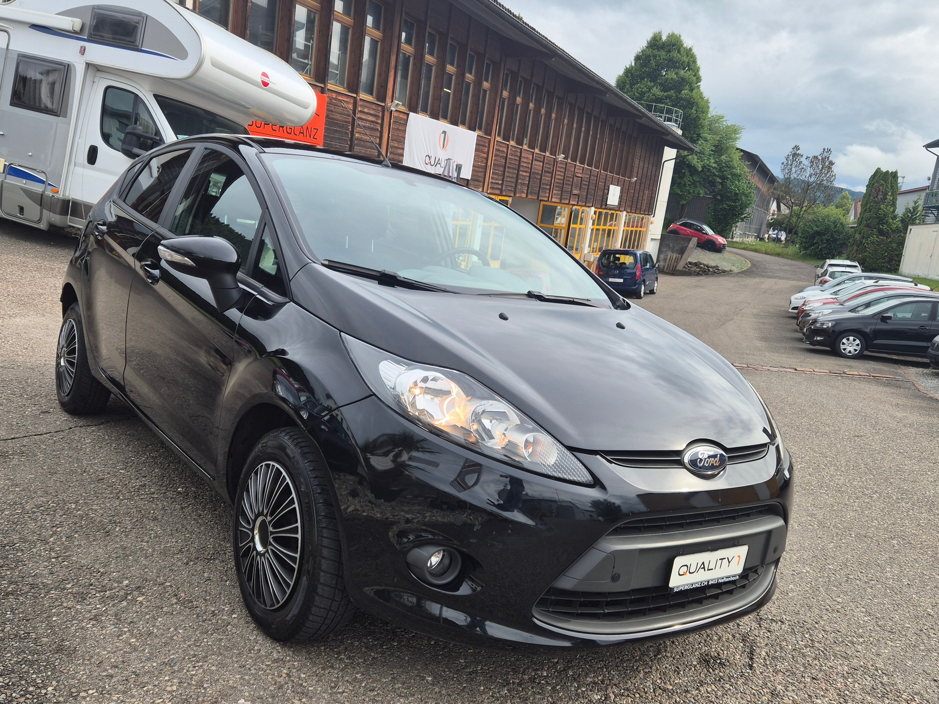 FORD Fiesta 1.4 16V Colourline Automatic-image-14