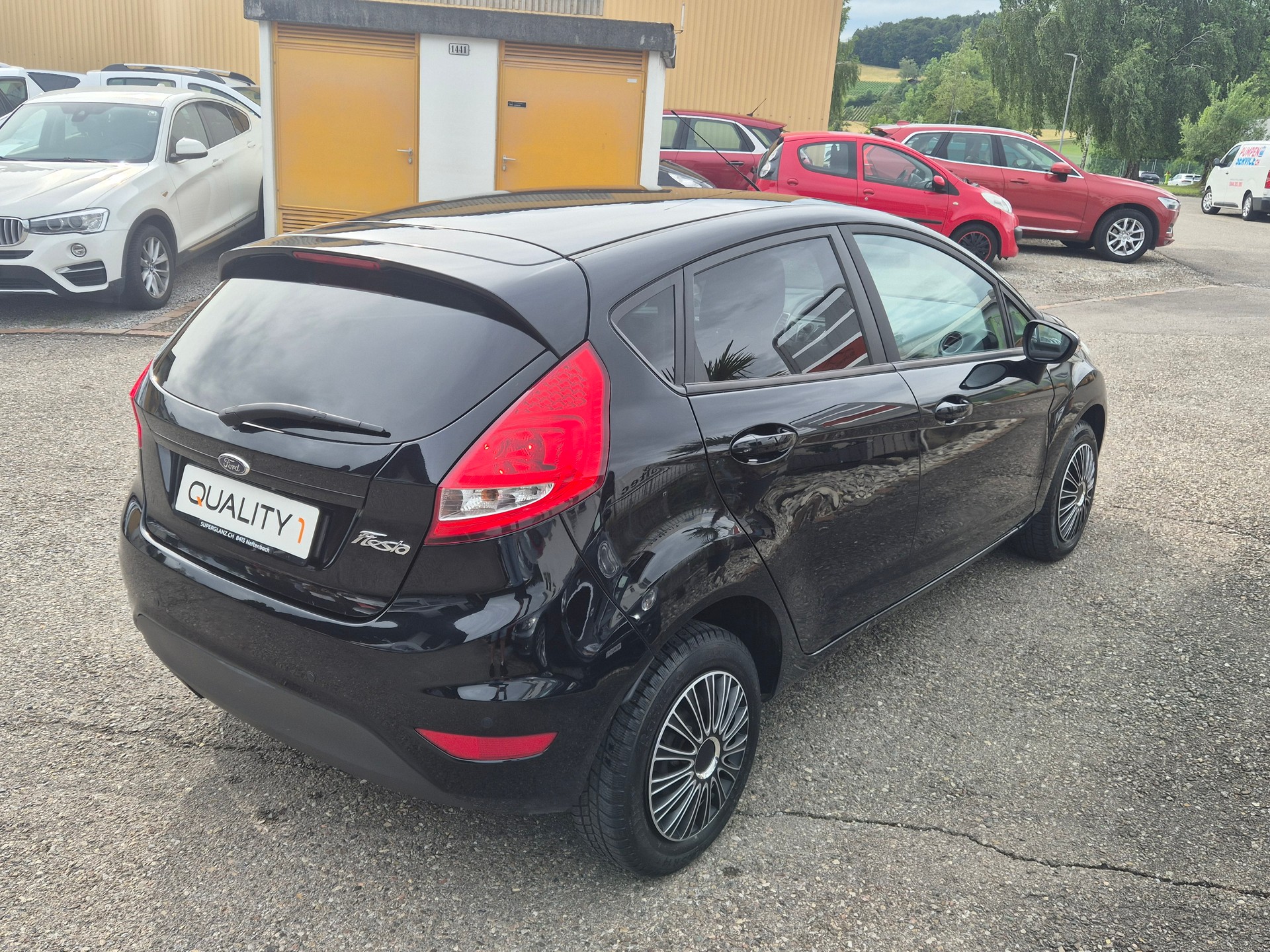 FORD Fiesta 1.4 16V Colourline Automatic-image-4