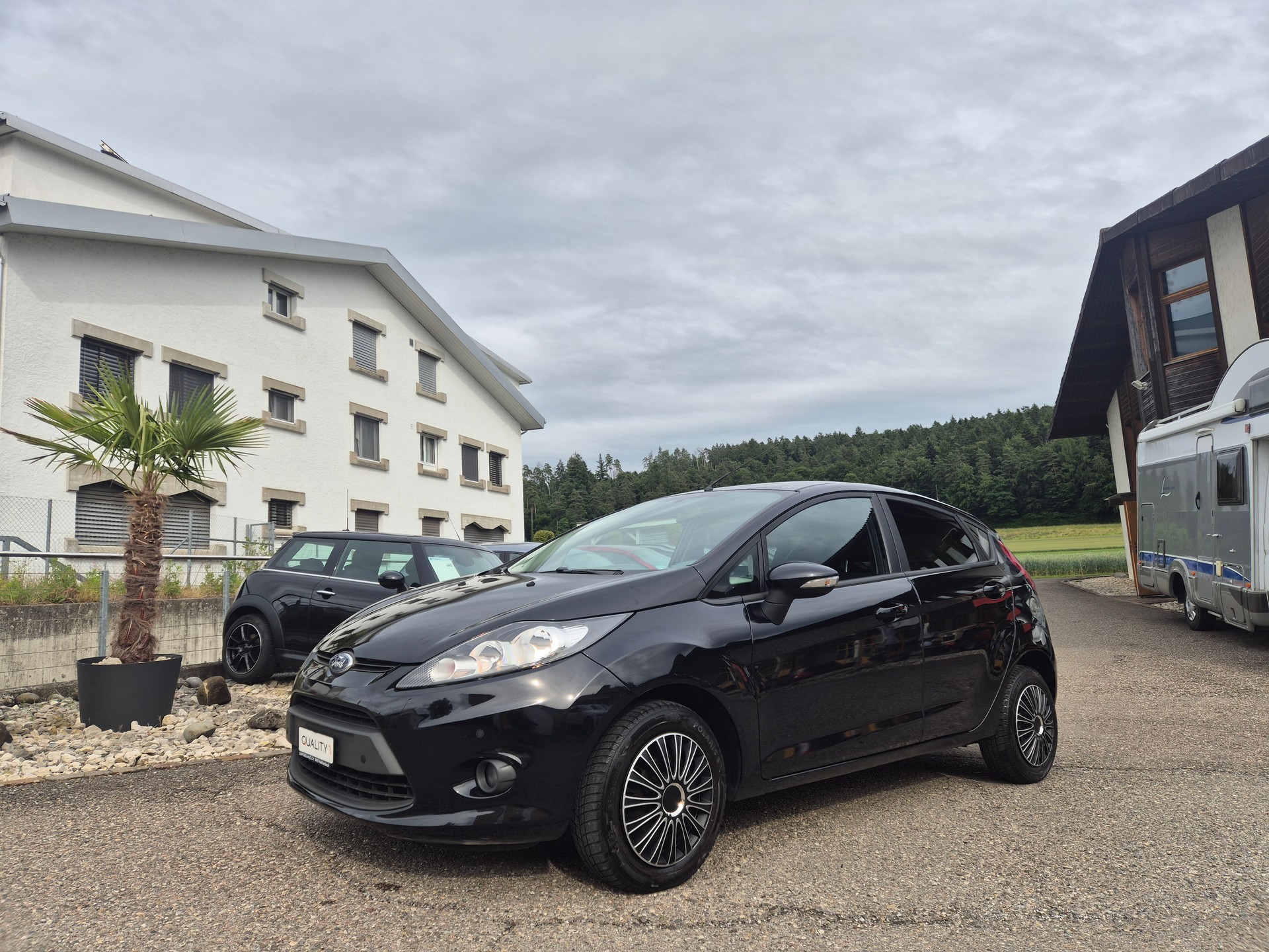 FORD Fiesta 1.4 16V Colourline Automatic-image-15