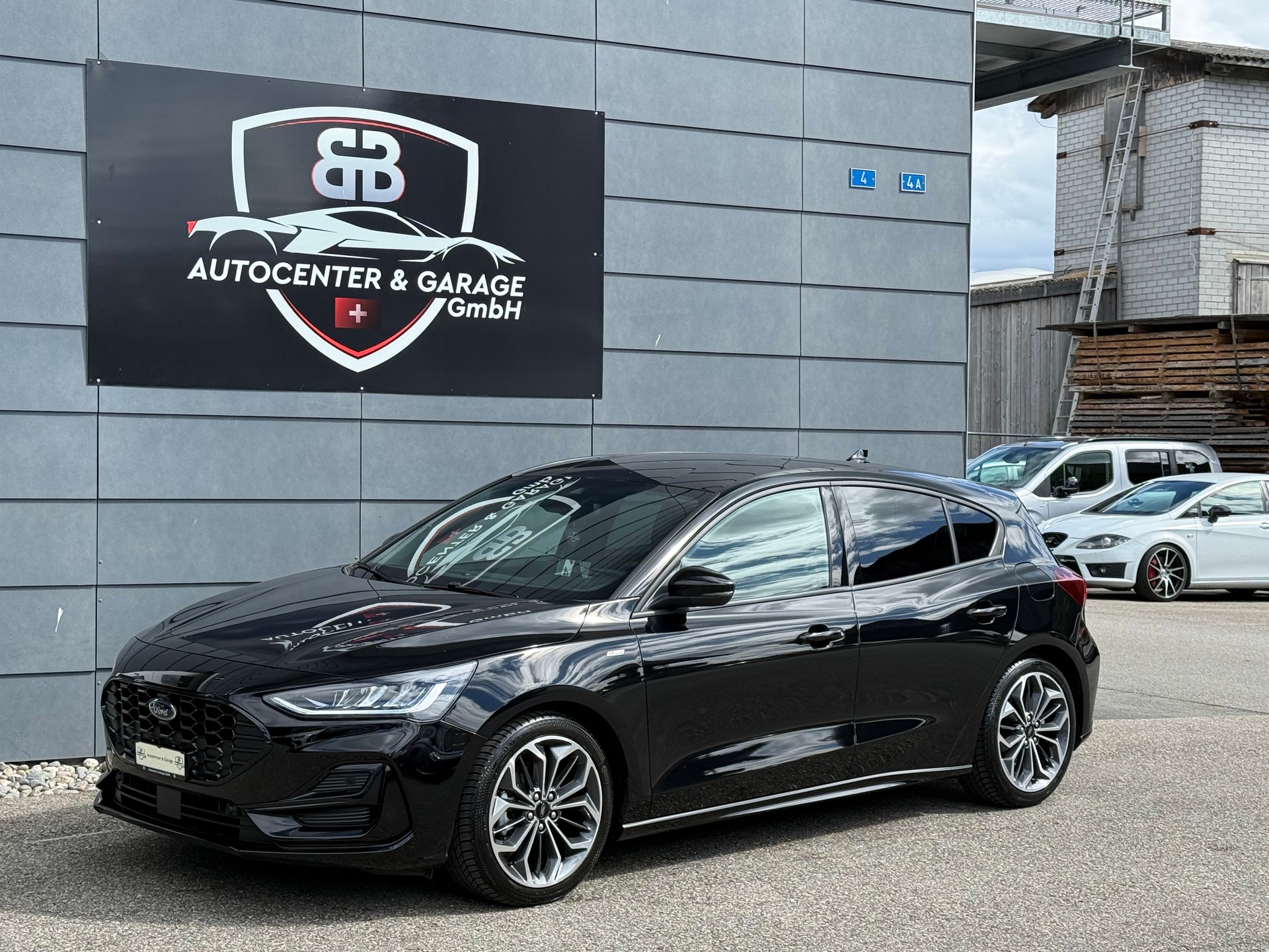 FORD Focus 1.0 MHEV ST-Line X Automat-showroom-element-2