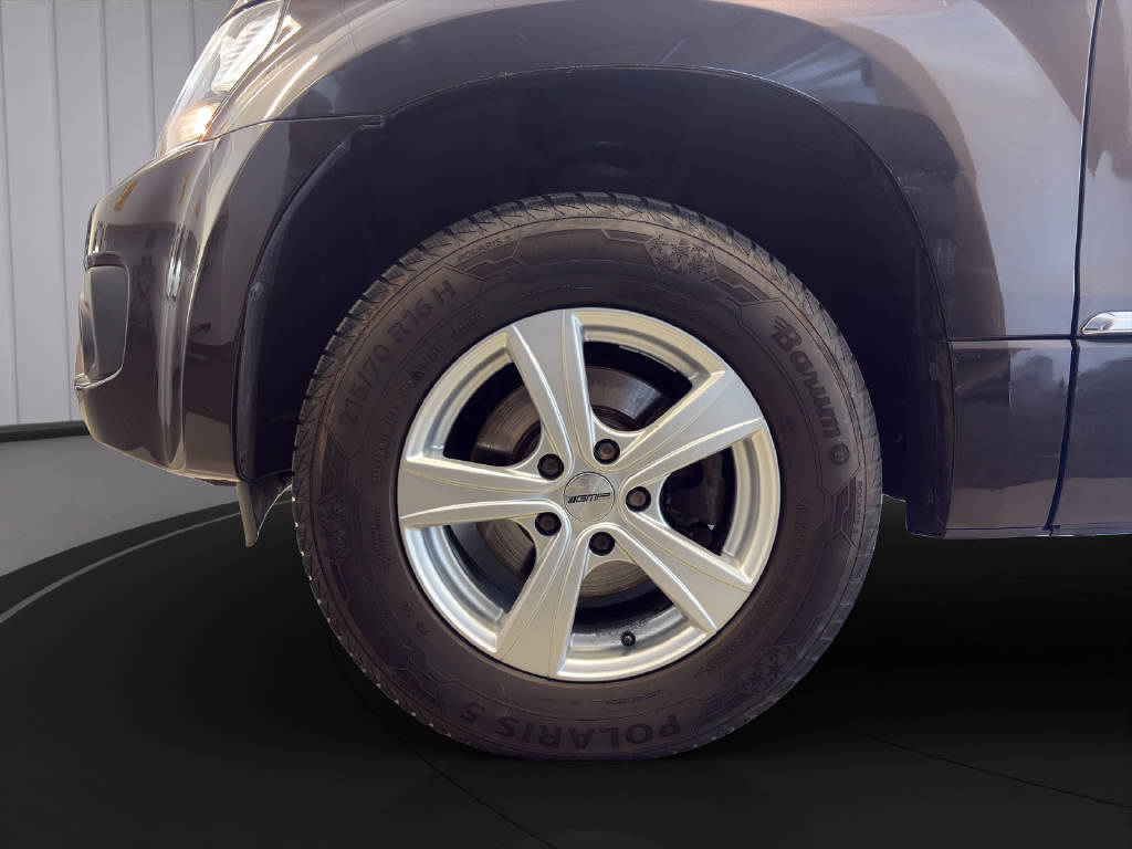 SUZUKI Grand Vitara Wagon 2.4 VVT GL Top S.Cellano 4x4-image-13