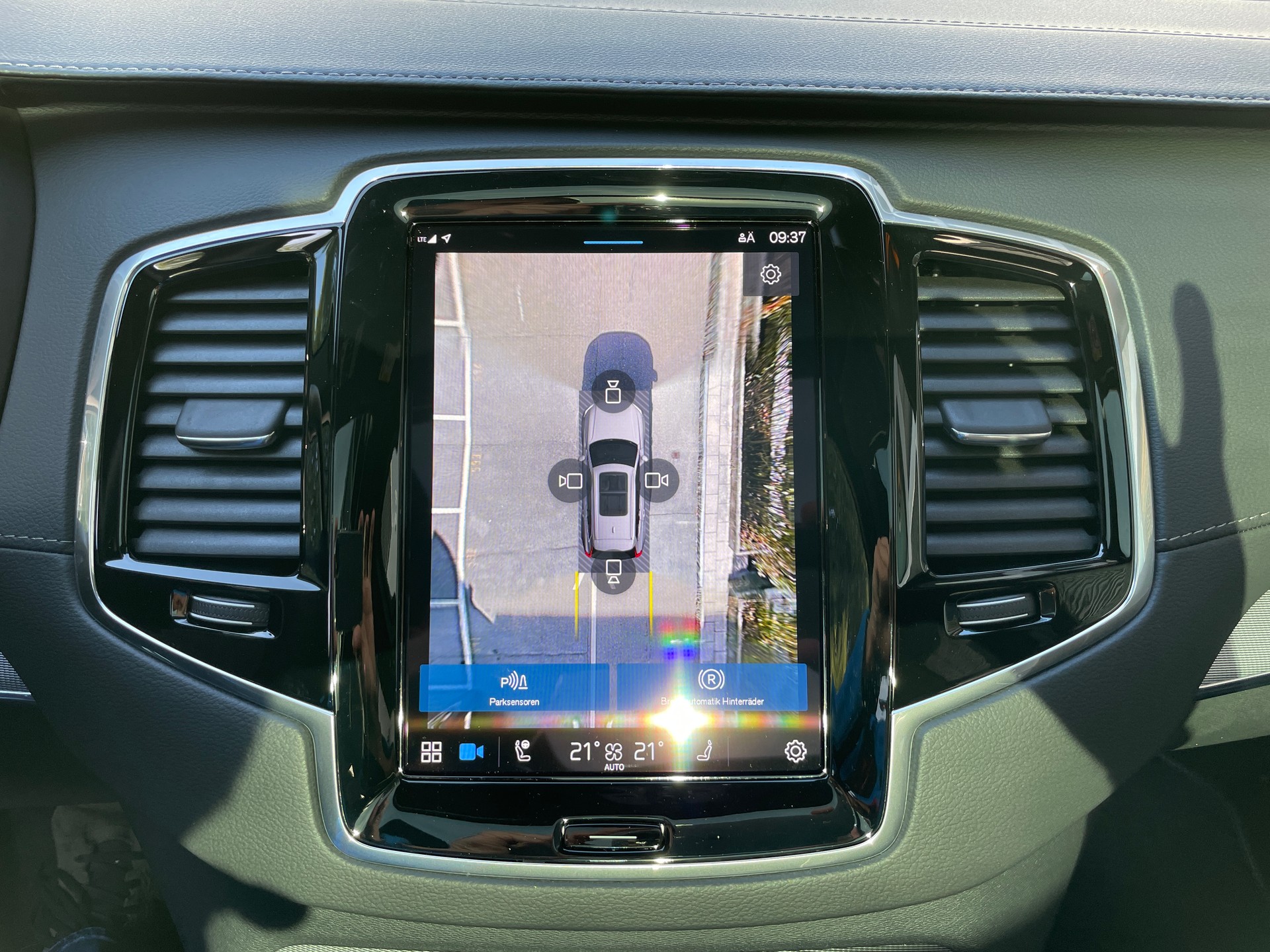 VOLVO XC90 B5 Diesel Mild Hybrid AWD Ultimate Dark Geartronic, 7-Sitzer, Vollausstattun-image-24