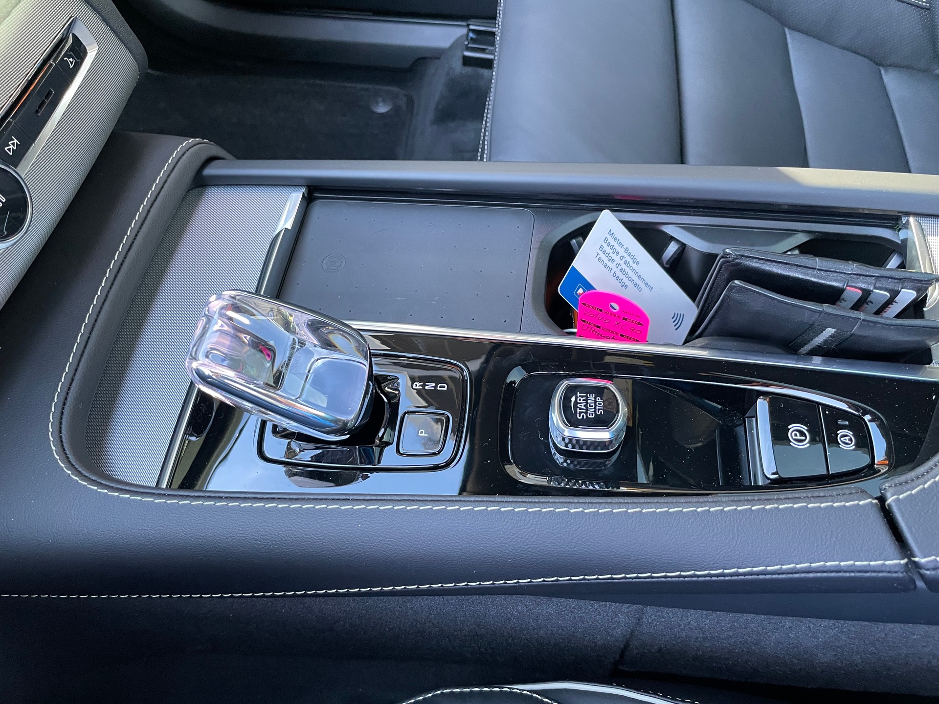 VOLVO XC90 B5 Diesel Mild Hybrid AWD Ultimate Dark Geartronic, 7-Sitzer, Vollausstattun-image-25