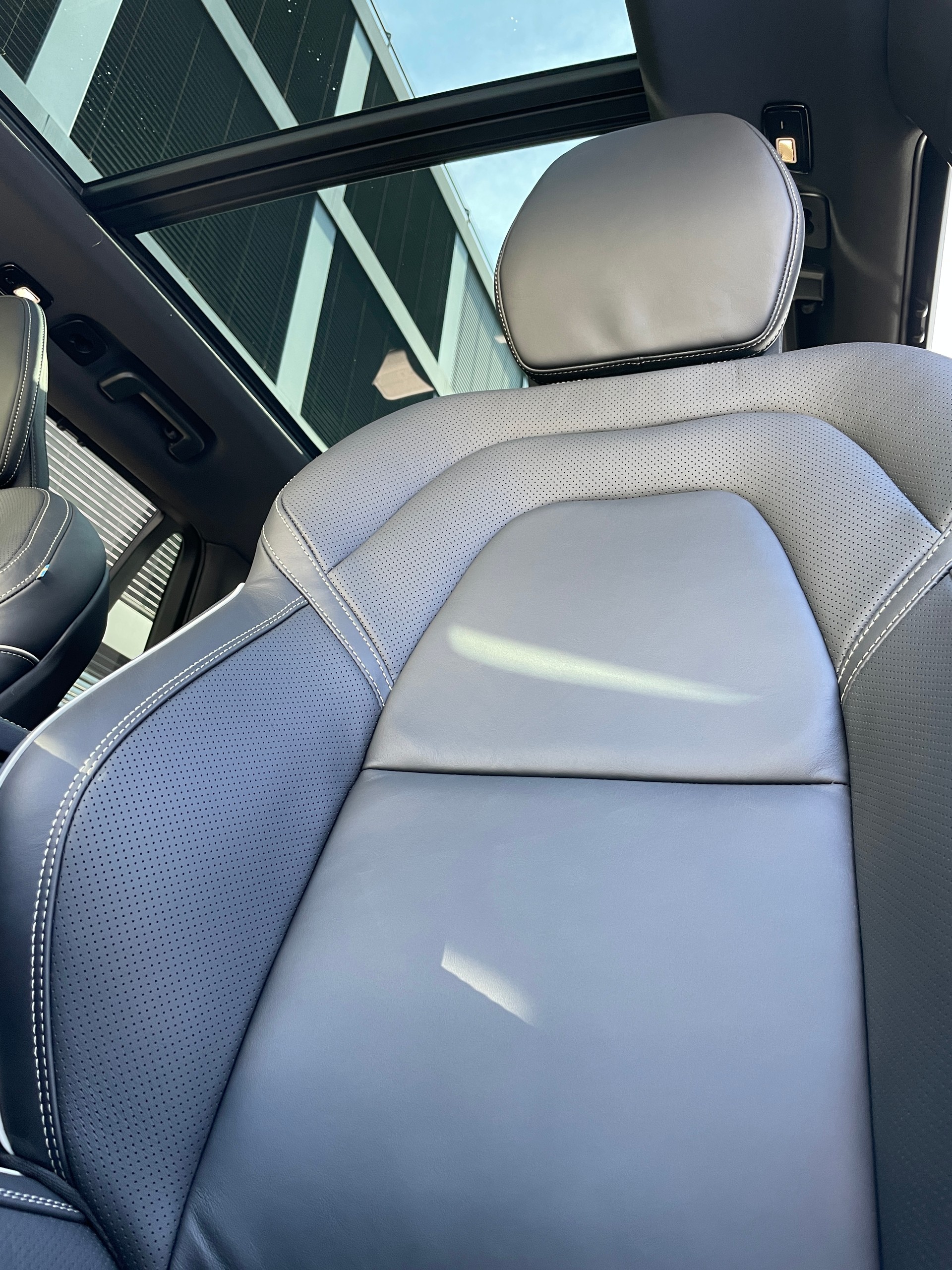 VOLVO XC90 B5 Diesel Mild Hybrid AWD Ultimate Dark Geartronic, 7-Sitzer, Vollausstattun-image-12